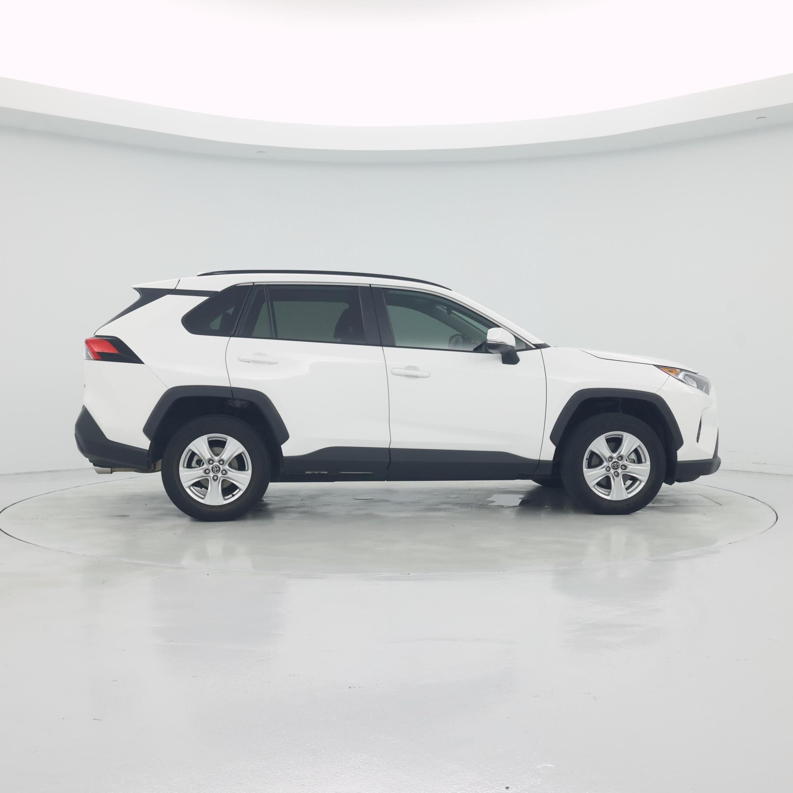 Thumbnail: 2020 Toyota RAV4 - 7
