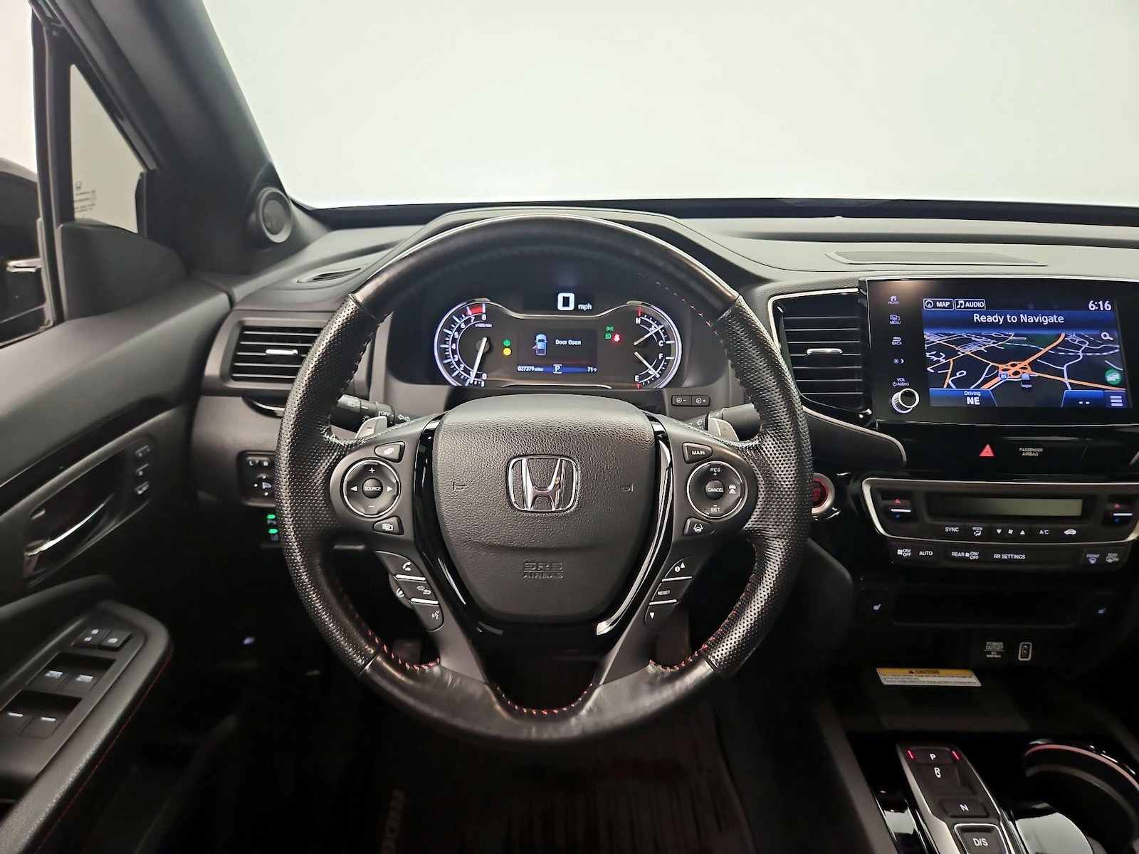 2023 Honda Ridgeline Black Edition - Photo 11