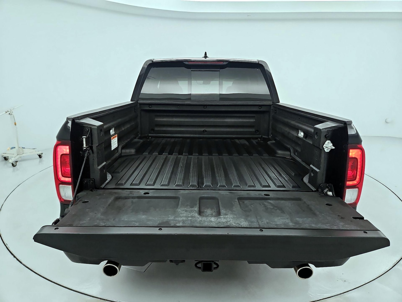 2023 Honda Ridgeline Black Edition - Photo 23