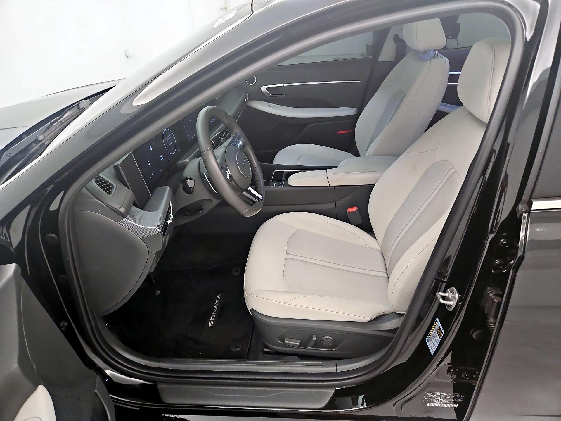 Thumbnail: 2024 Hyundai Sonata - 11