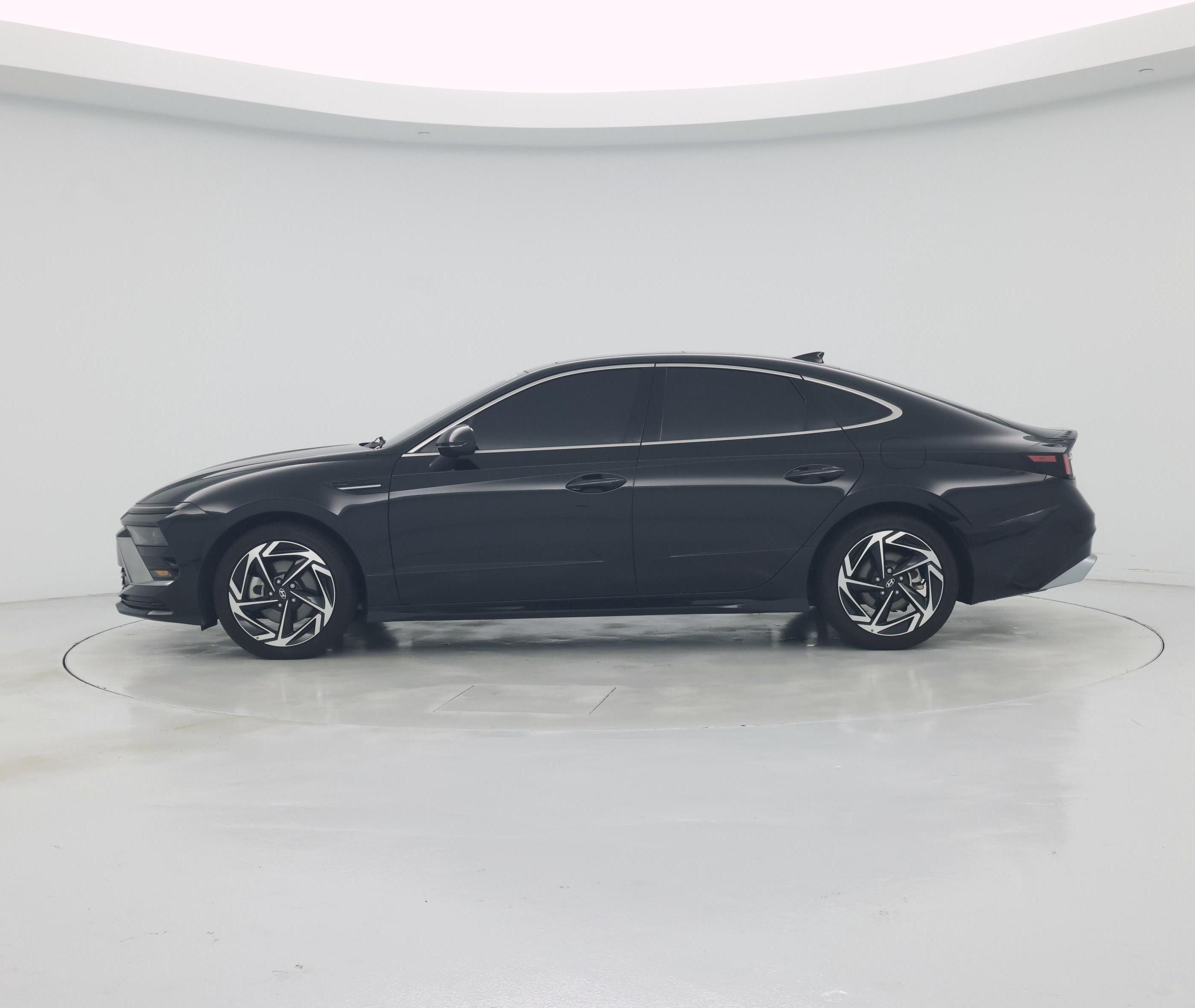 Thumbnail: 2024 Hyundai Sonata - 3