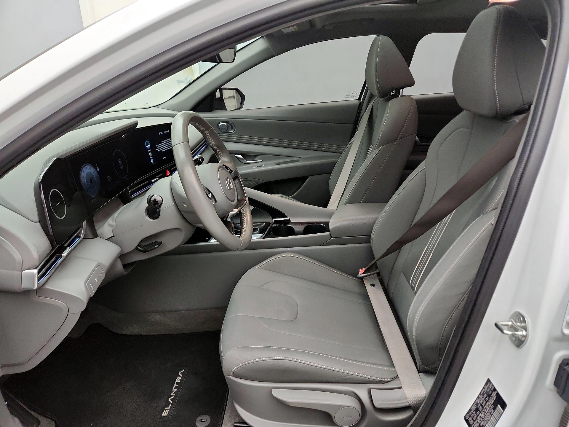 Thumbnail: 2024 Hyundai Elantra - 11