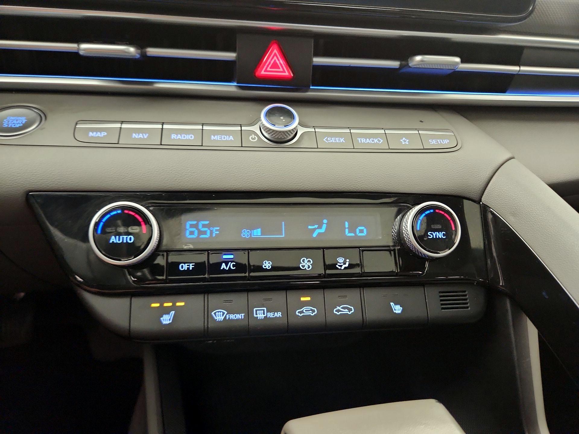 Thumbnail: 2024 Hyundai Elantra - 17