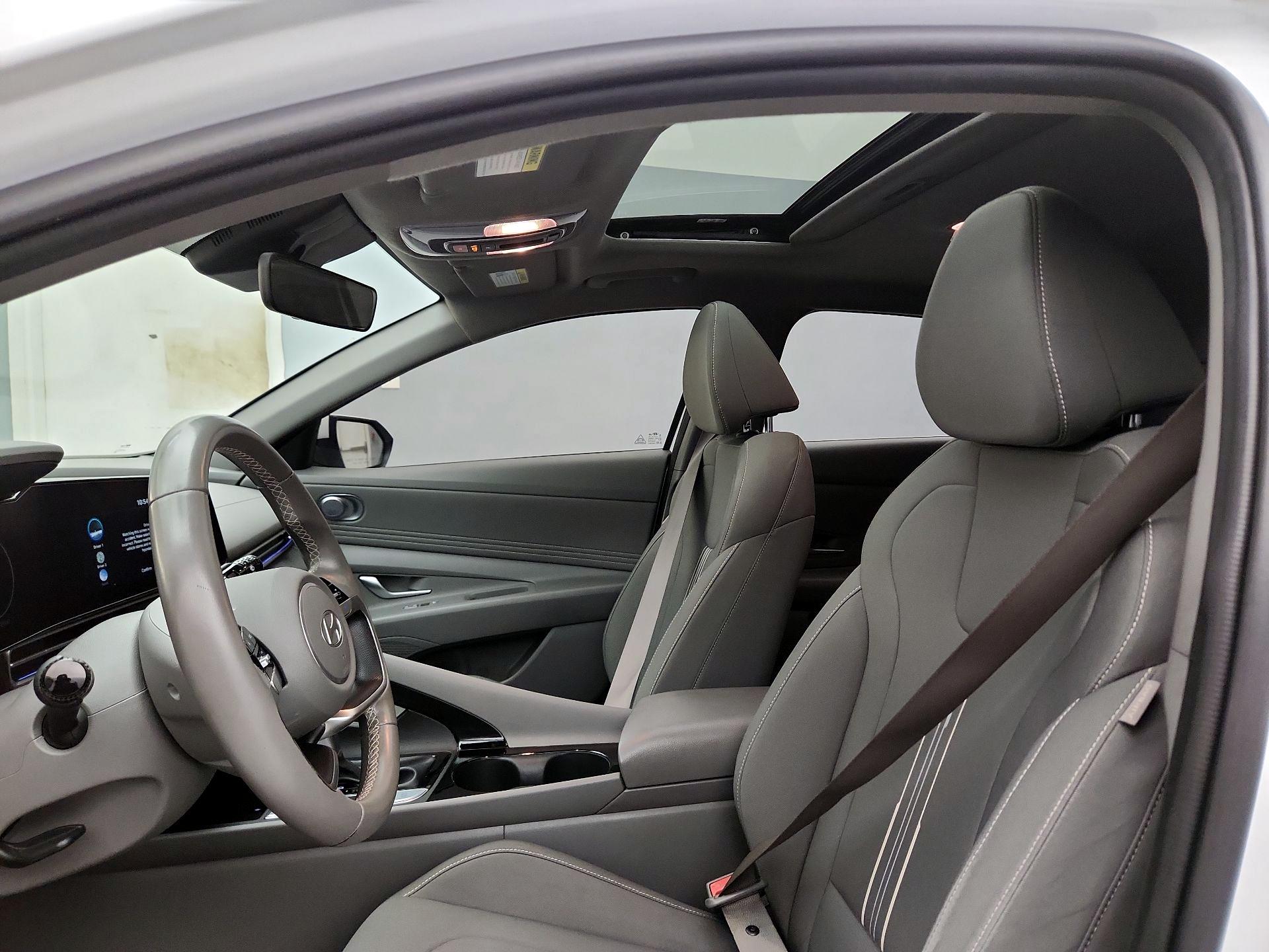 Thumbnail: 2024 Hyundai Elantra - 20