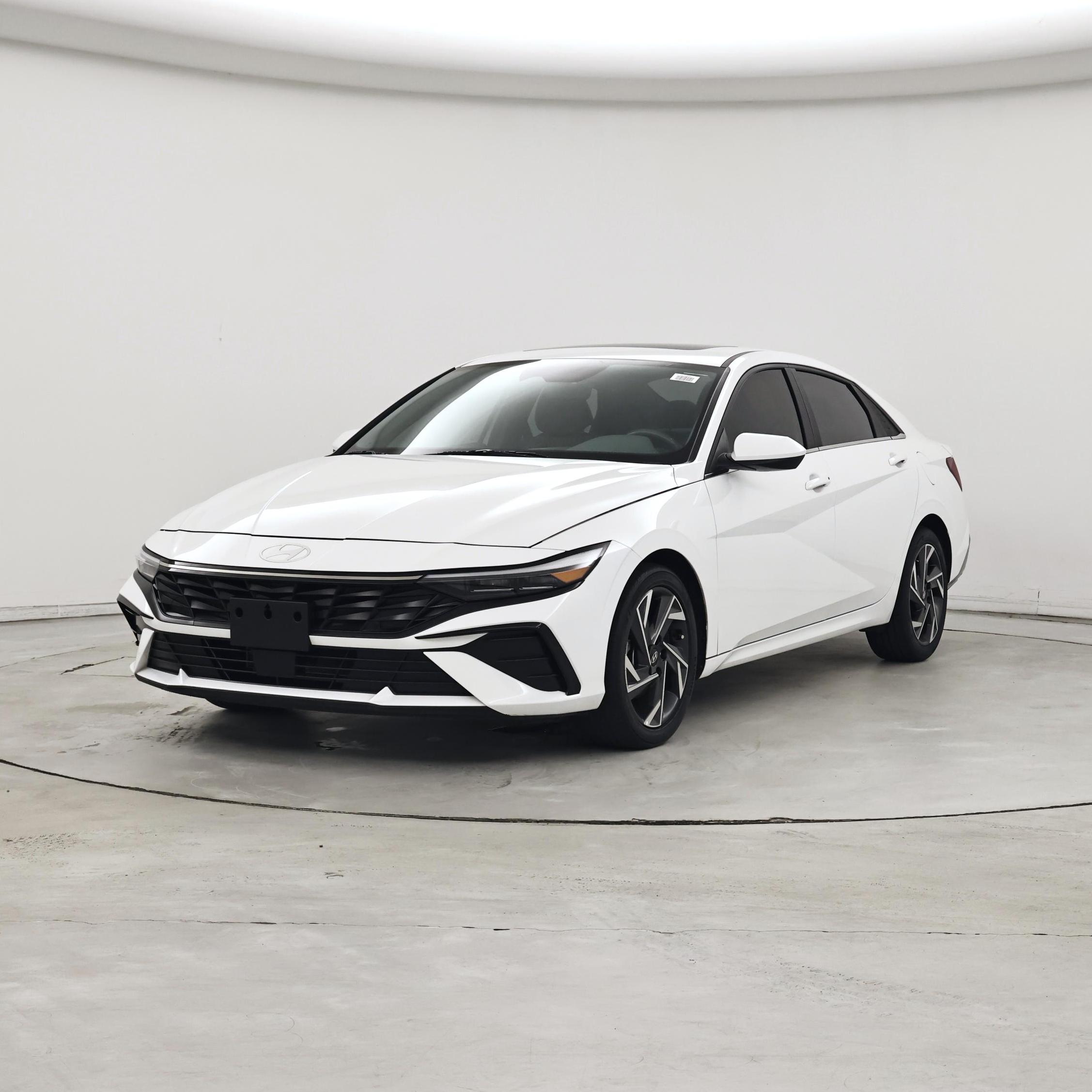 Thumbnail: 2024 Hyundai Elantra - 4