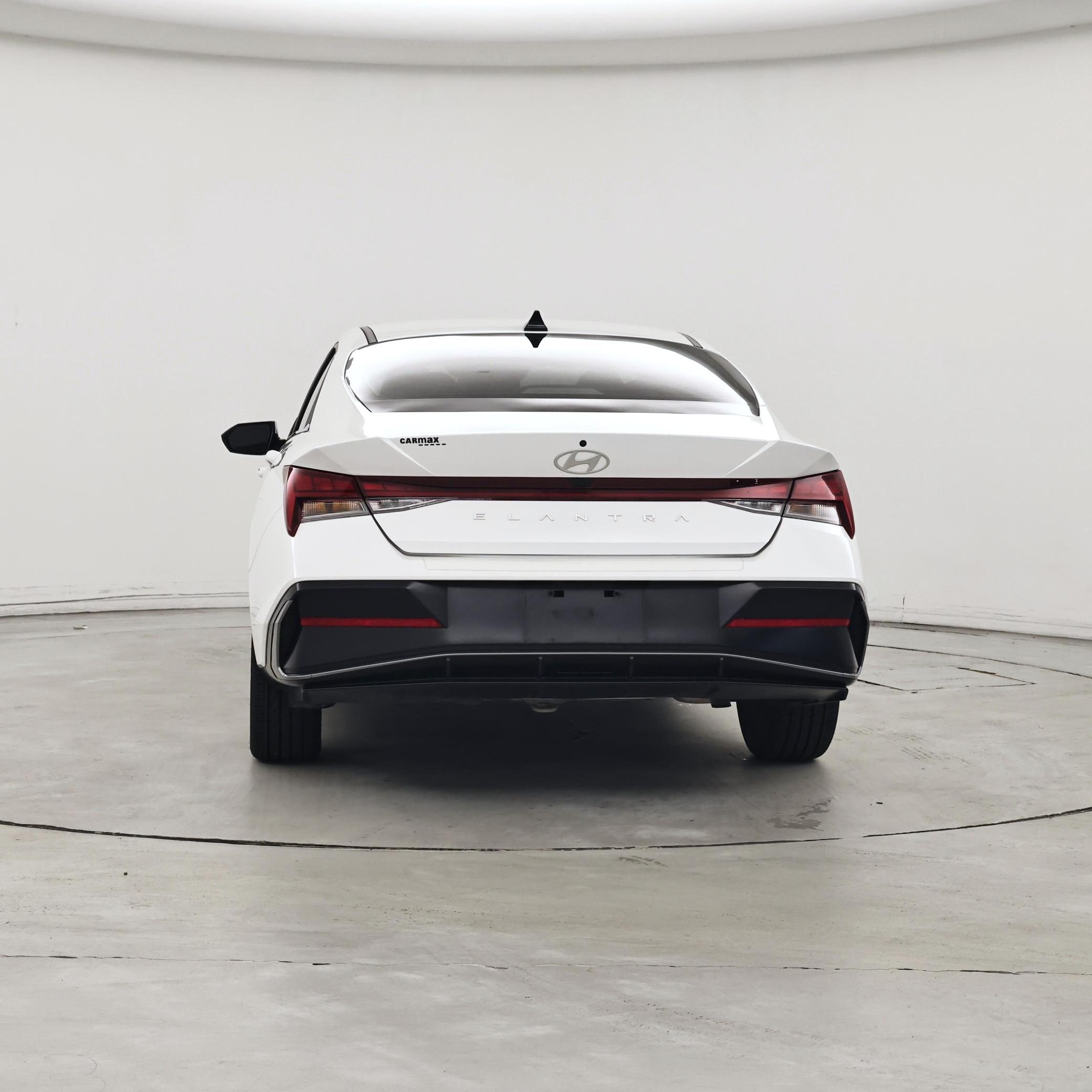 Thumbnail: 2024 Hyundai Elantra - 6