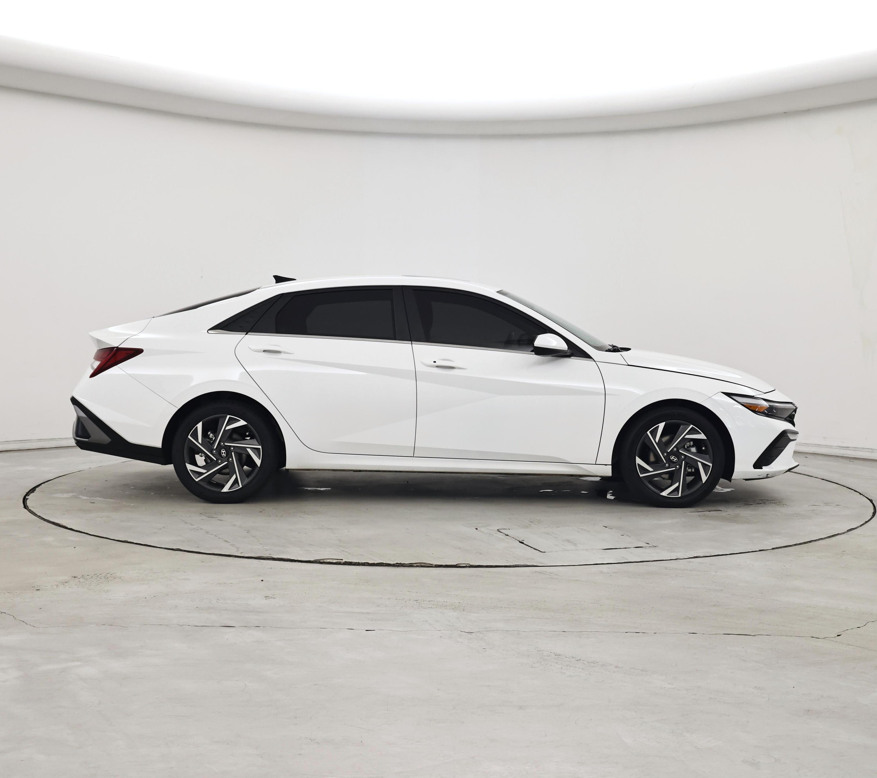 Thumbnail: 2024 Hyundai Elantra - 7