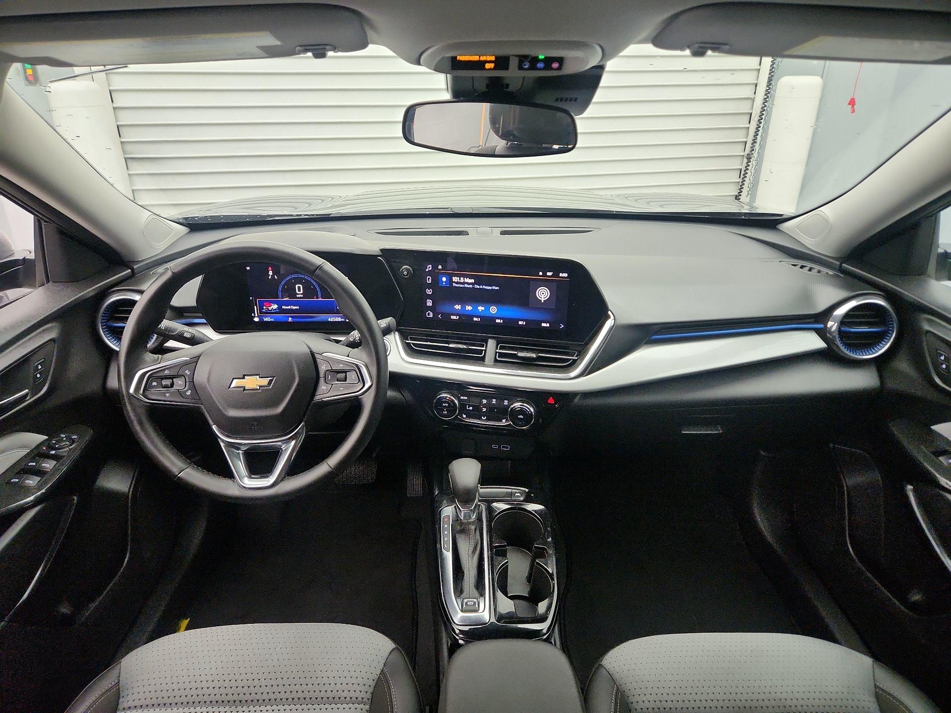 Thumbnail: 2025 Chevrolet Trax - 9