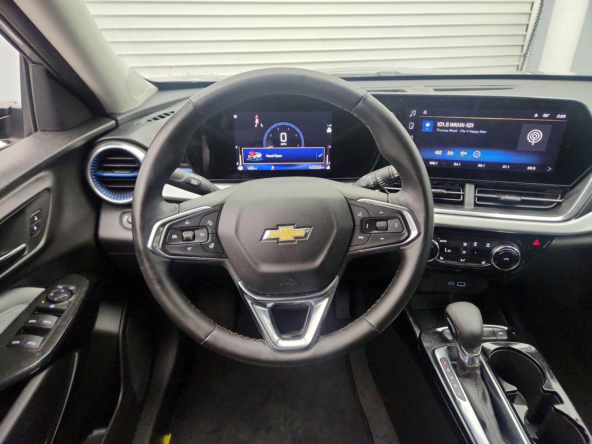 Thumbnail: 2025 Chevrolet Trax - 10