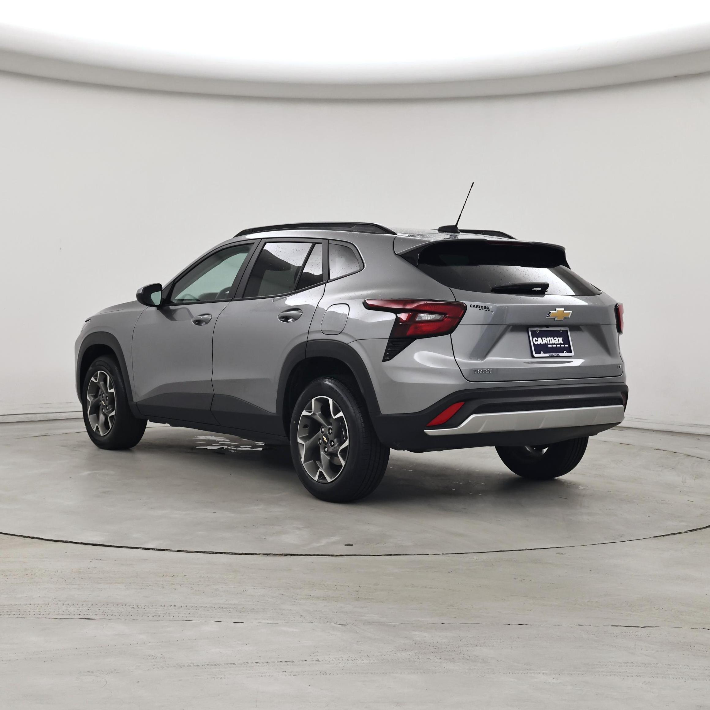 Thumbnail: 2025 Chevrolet Trax - 2