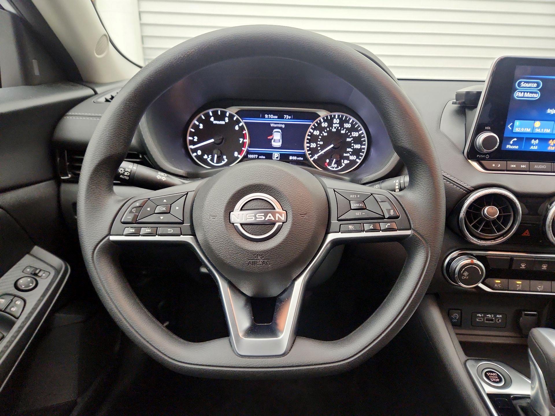 Thumbnail: 2025 Nissan Sentra - 10