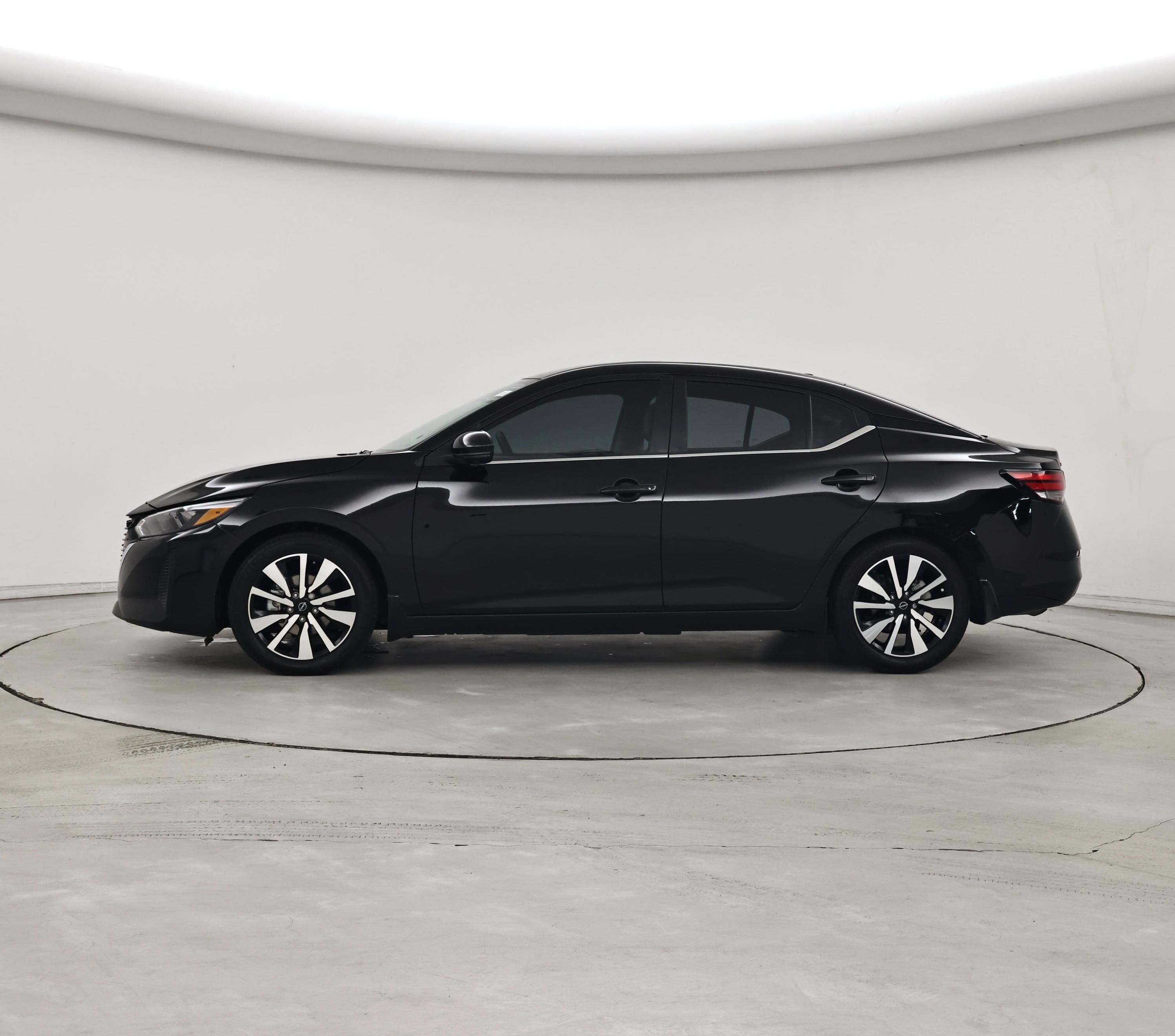 Thumbnail: 2025 Nissan Sentra - 3