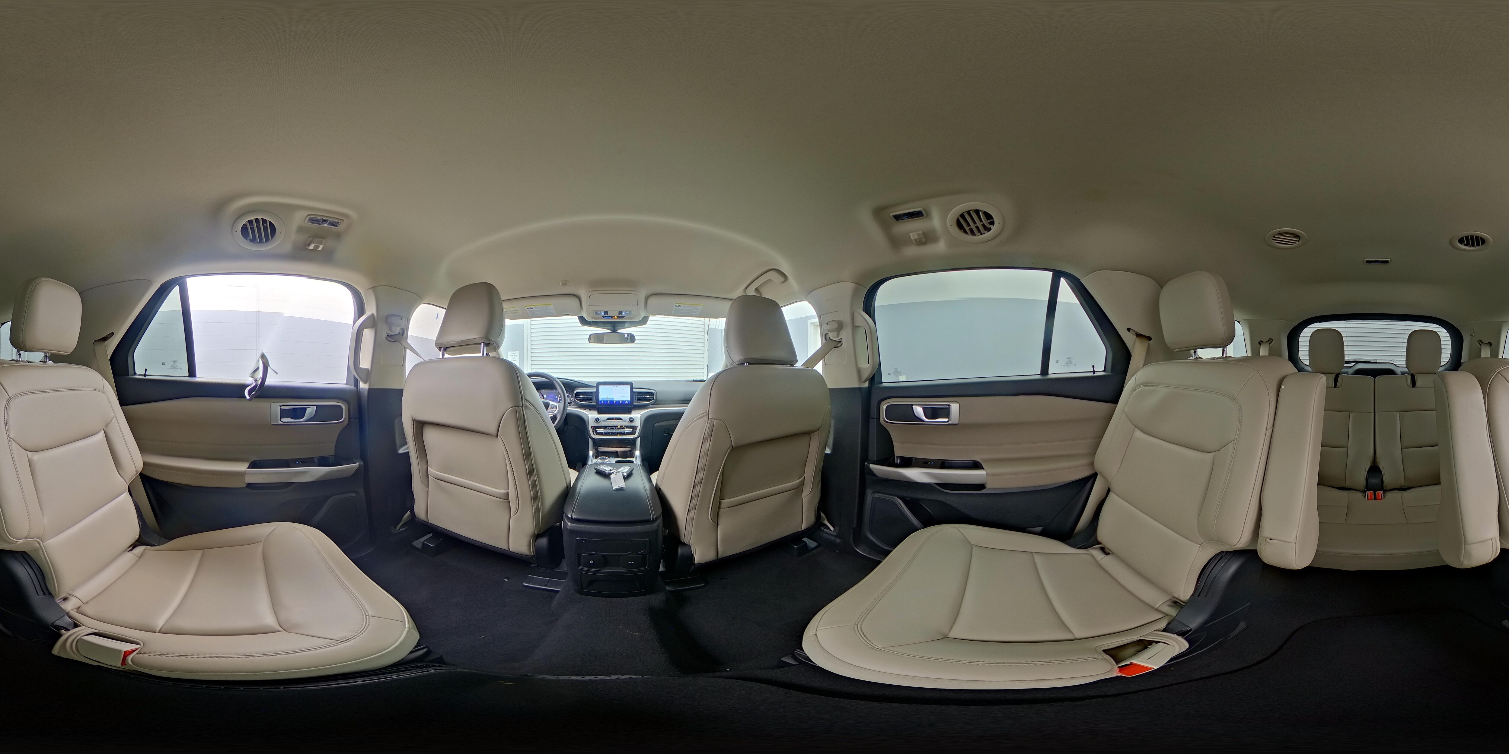 2024 Ford Explorer XLT - Photo 26