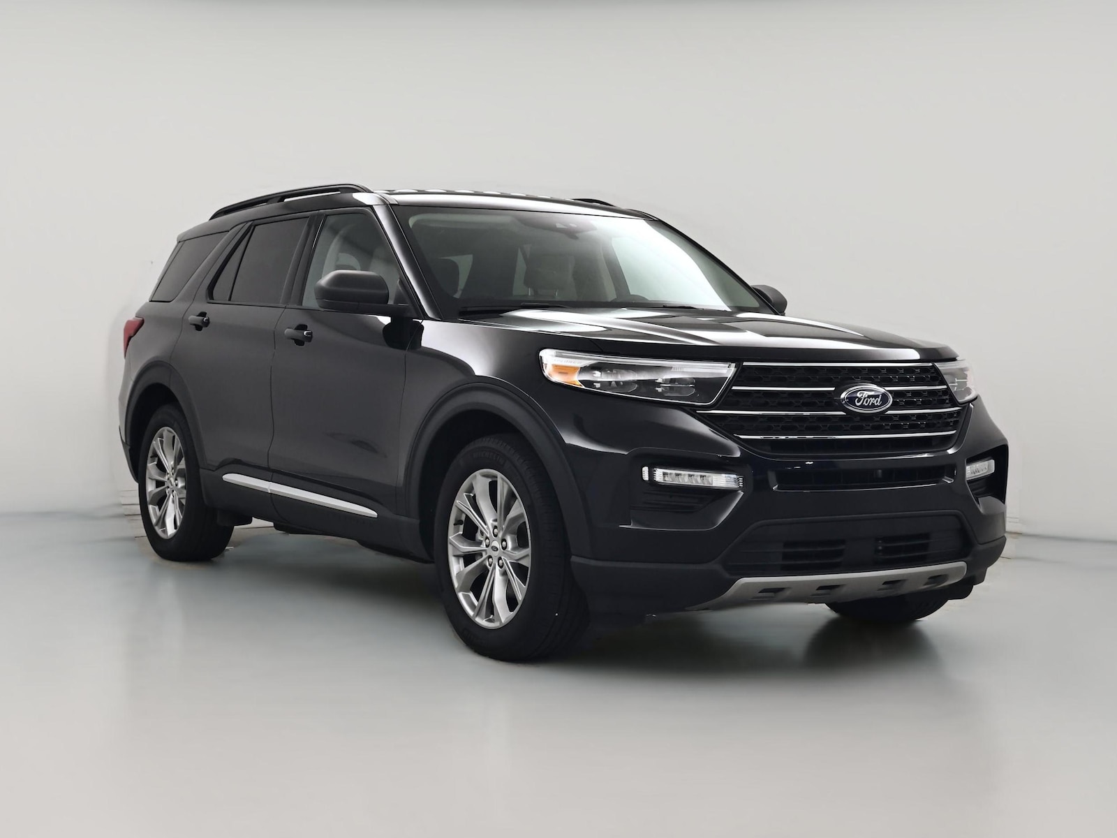 2024 Ford Explorer XLT - Photo 1
