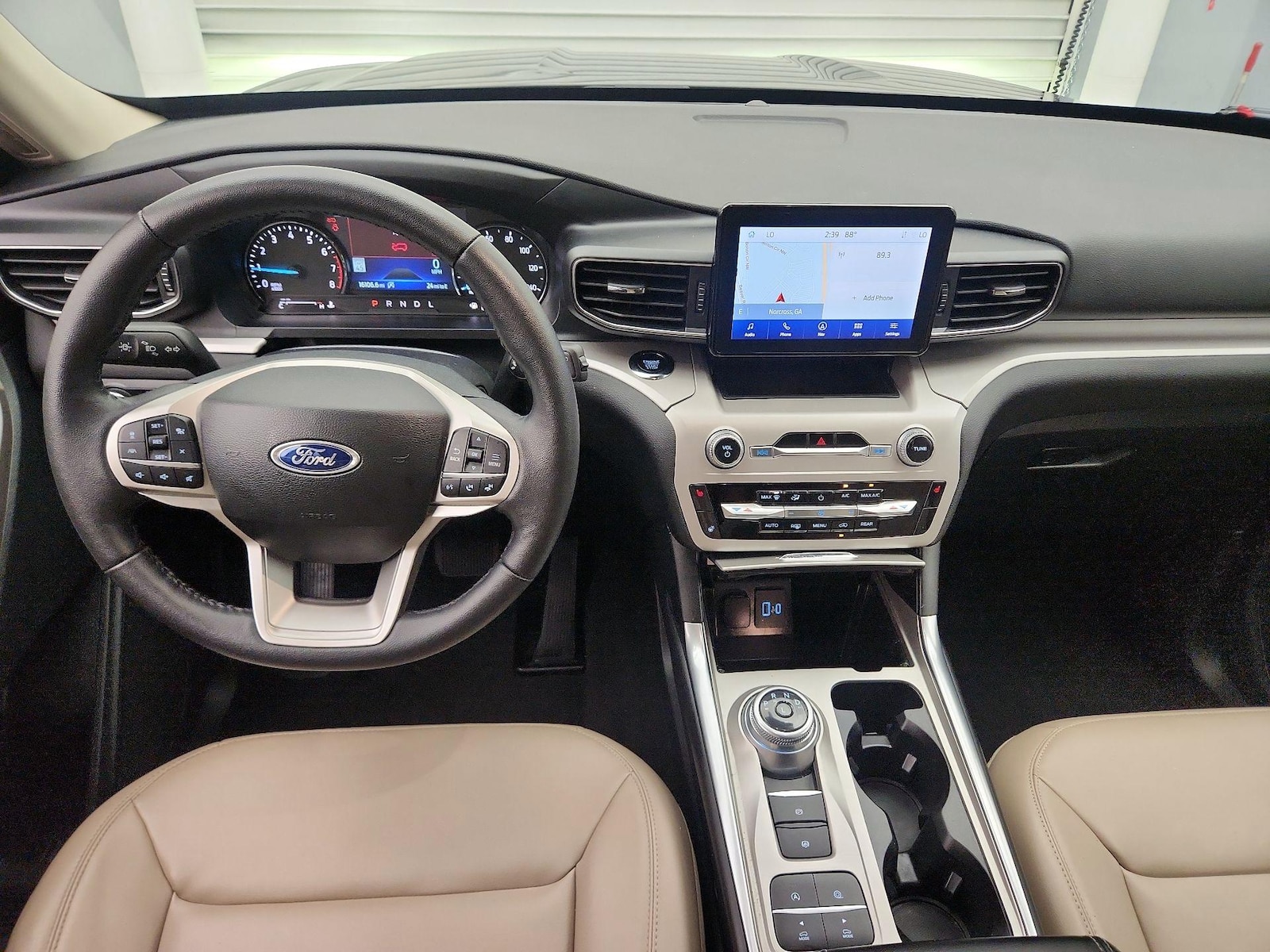 2024 Ford Explorer XLT - Photo 10