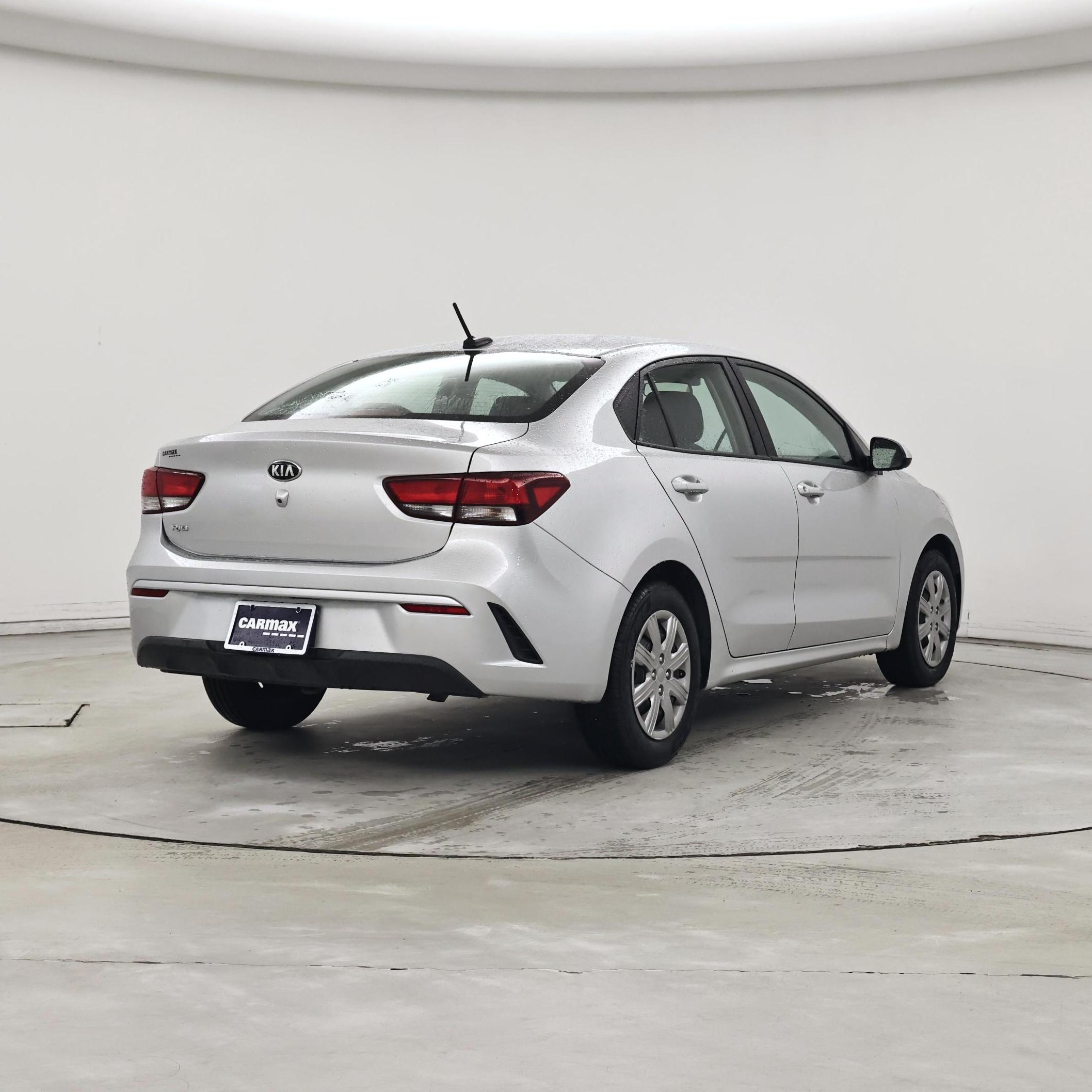 Thumbnail: 2021 Kia Rio - 8