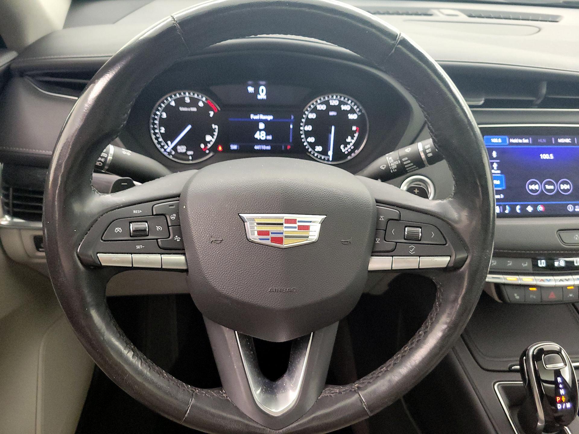 Thumbnail: 2020 Cadillac XT4 - 10