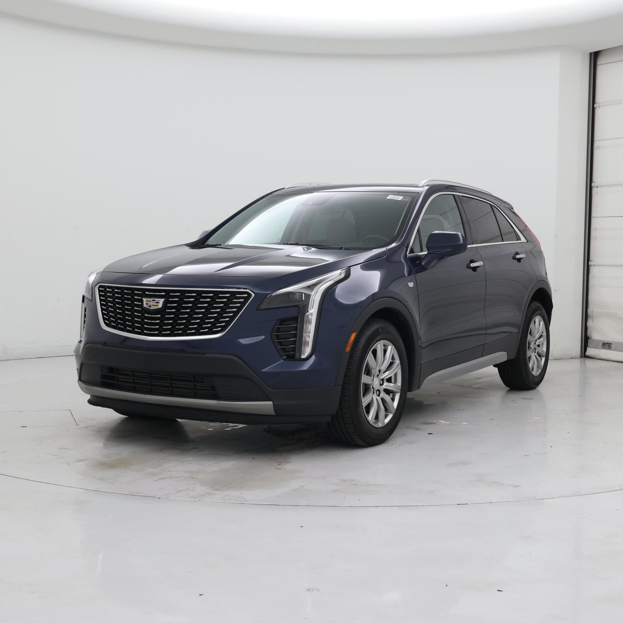 Thumbnail: 2020 Cadillac XT4 - 4