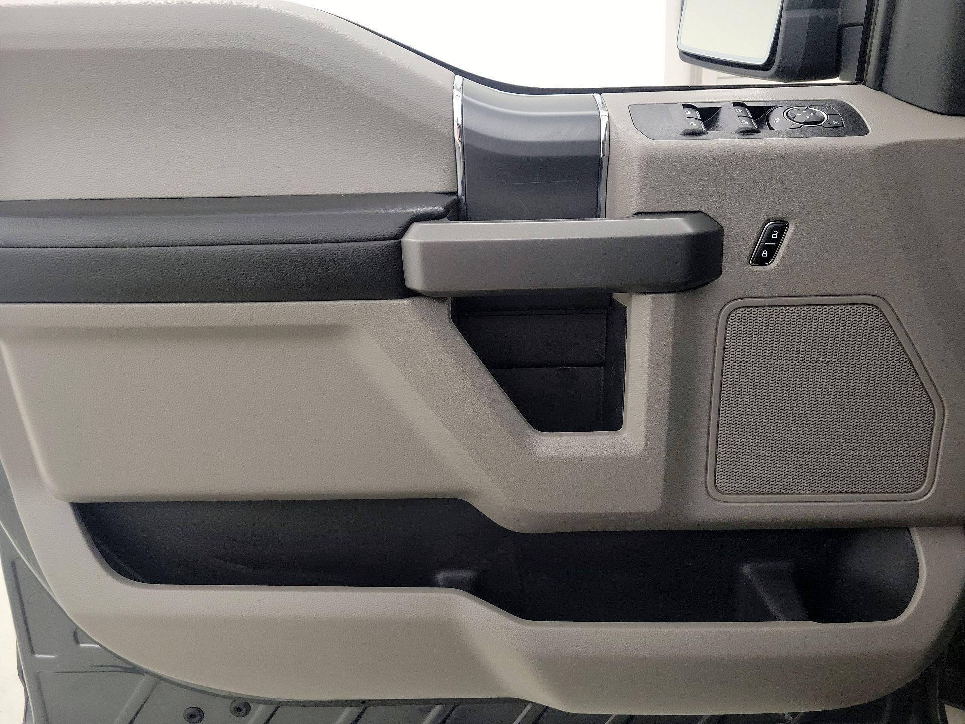 Thumbnail: 2017 Ford F-150 - 12