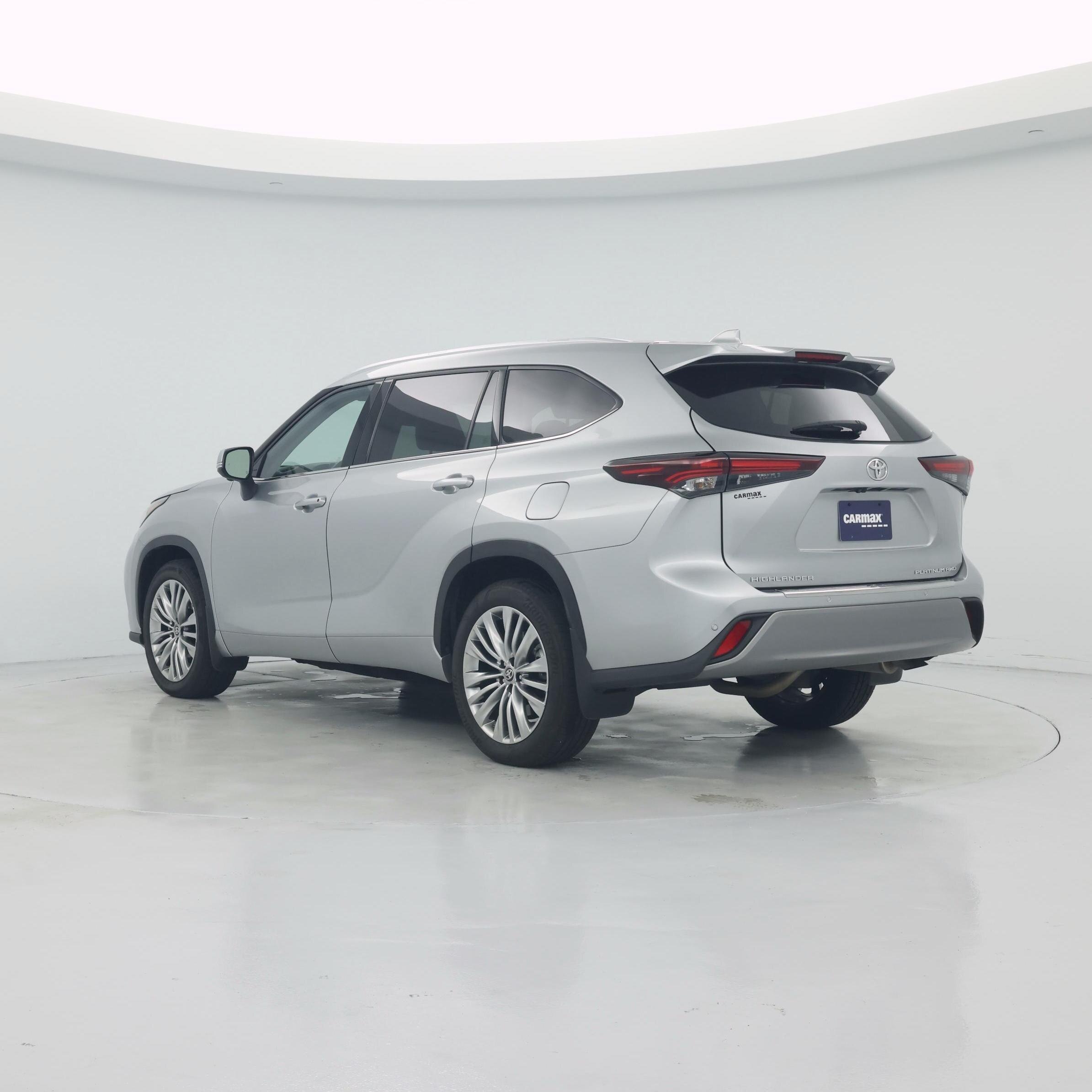 Thumbnail: 2024 Toyota Highlander - 2