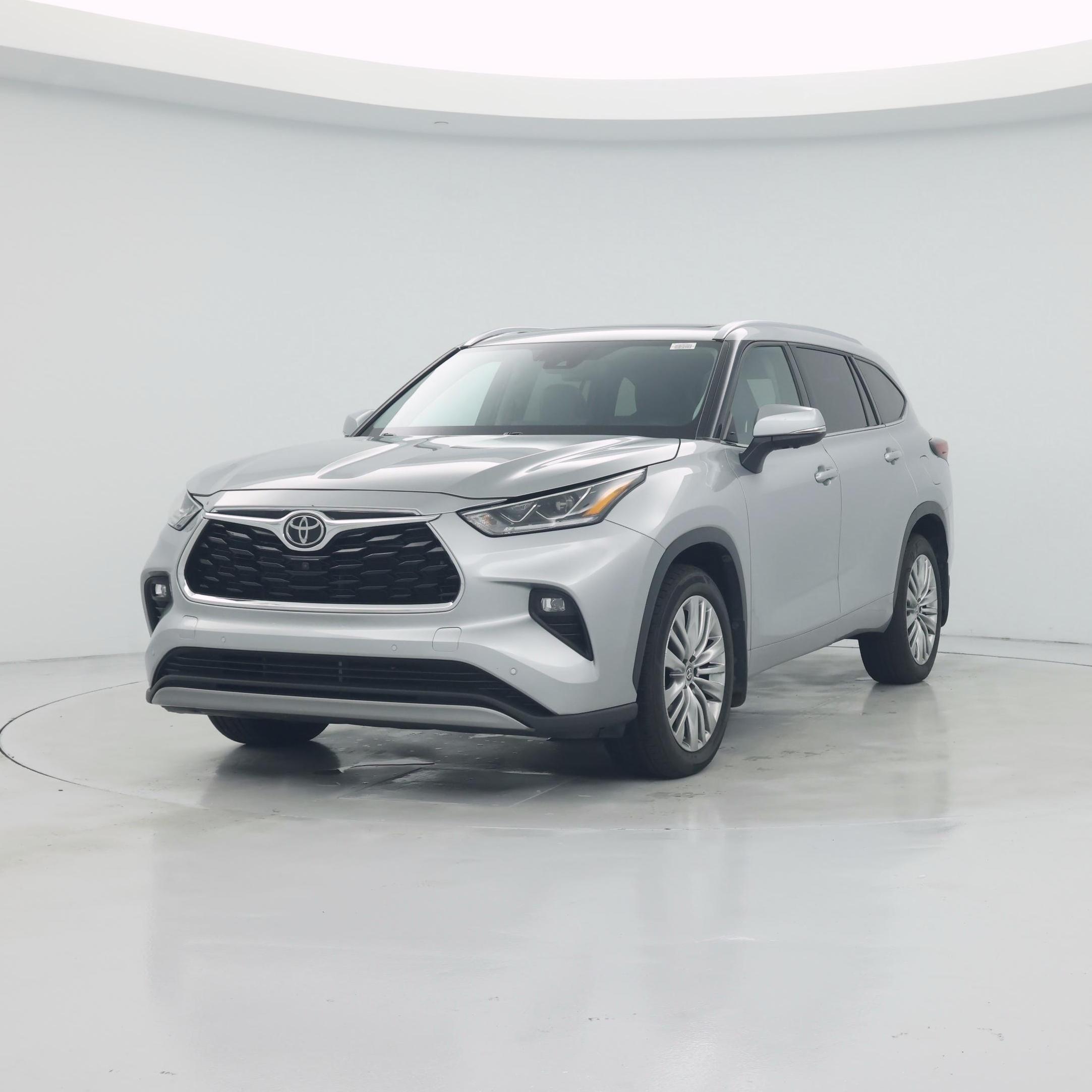 Thumbnail: 2024 Toyota Highlander - 4