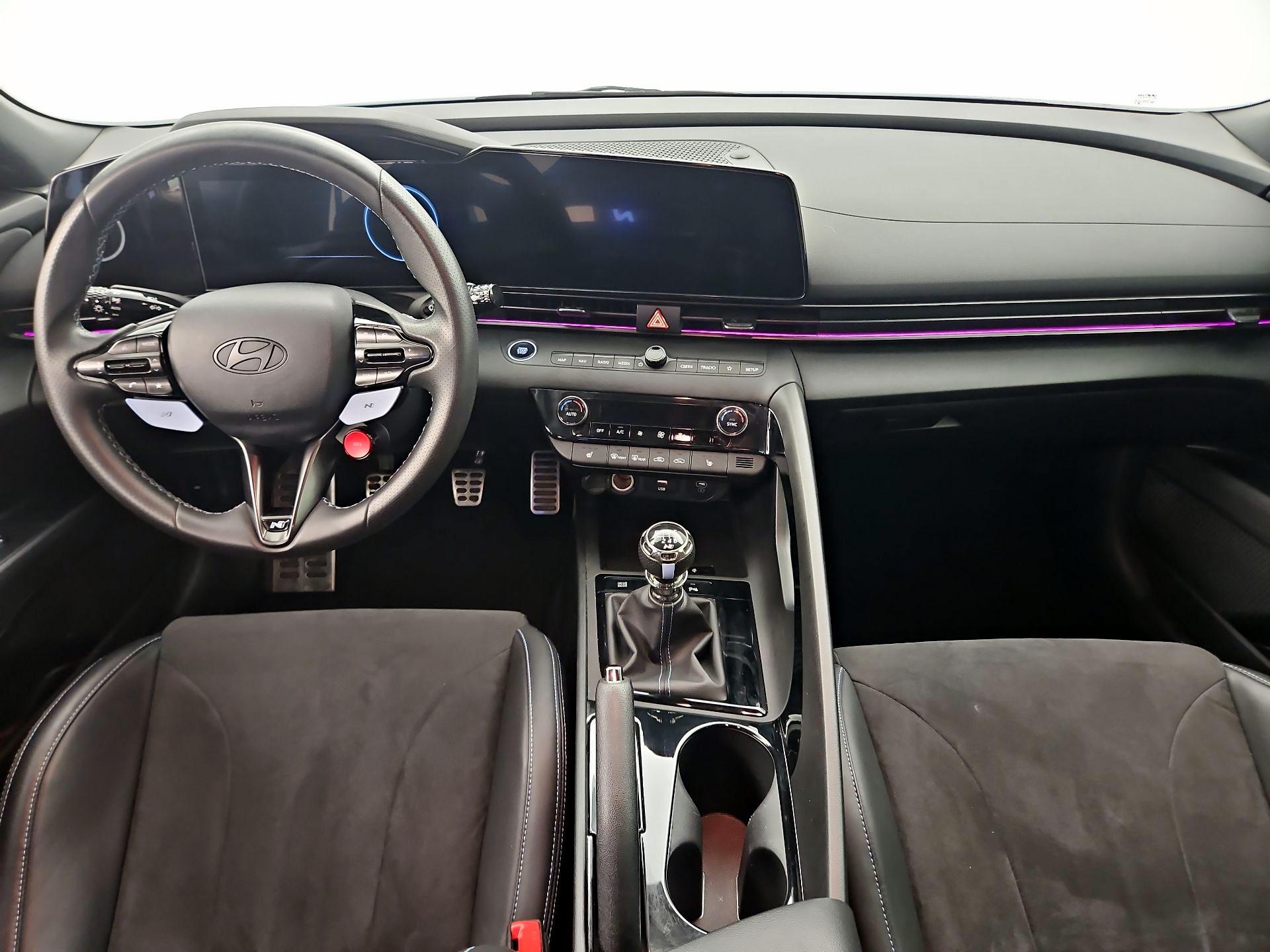 Thumbnail: 2025 Hyundai Elantra - 9