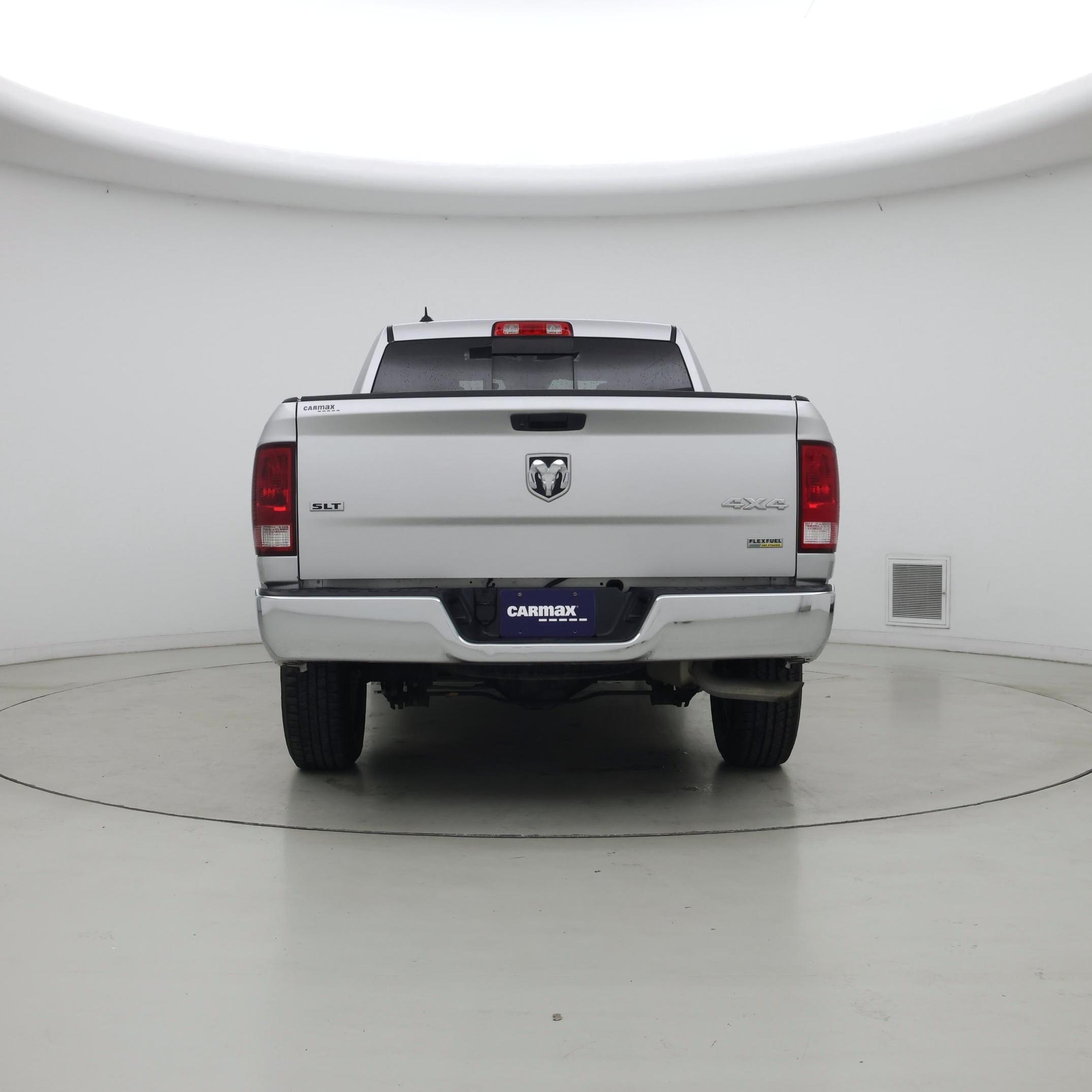 Thumbnail: 2019 RAM 1500 Classic - 6
