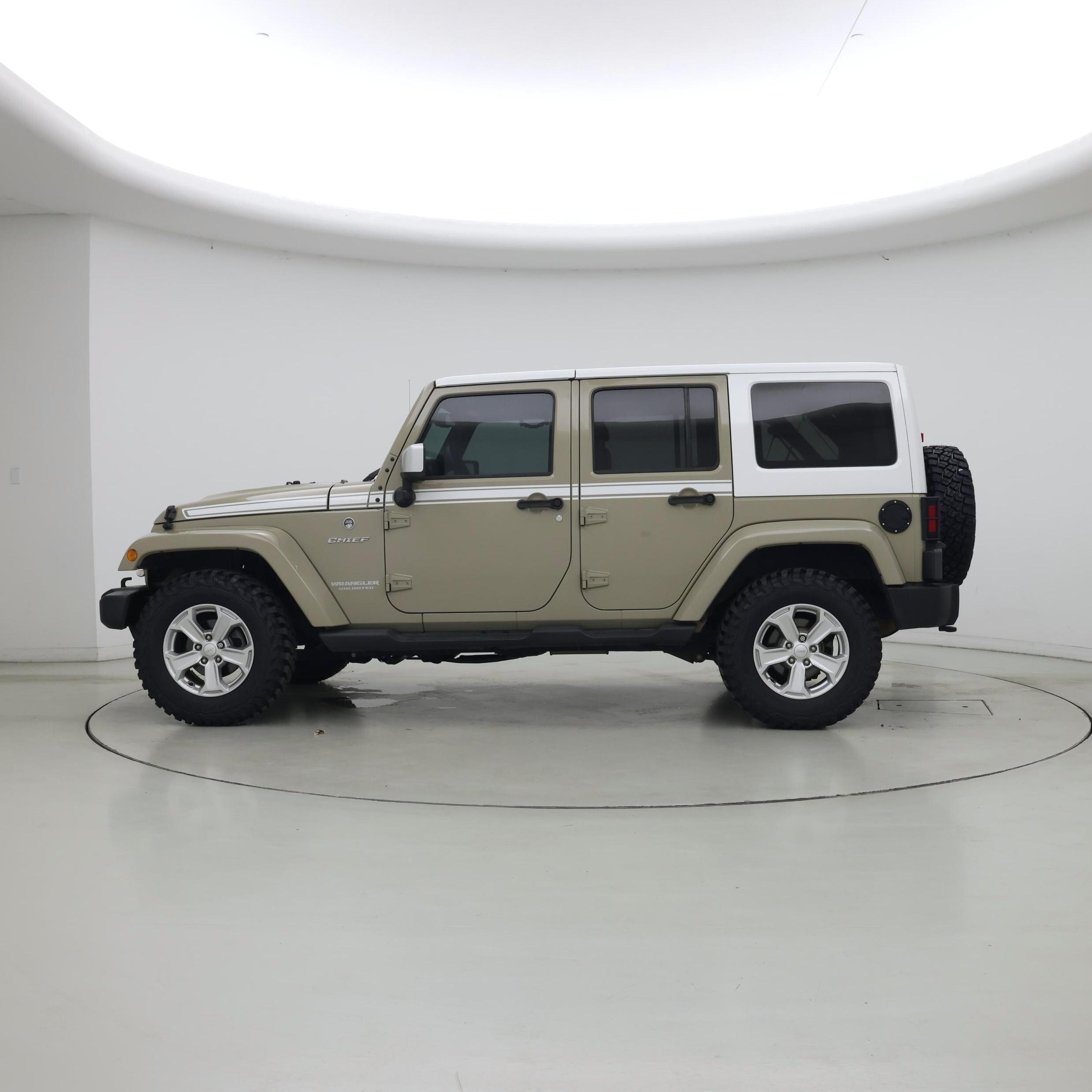 Thumbnail: 2017 Jeep Wrangler - 3