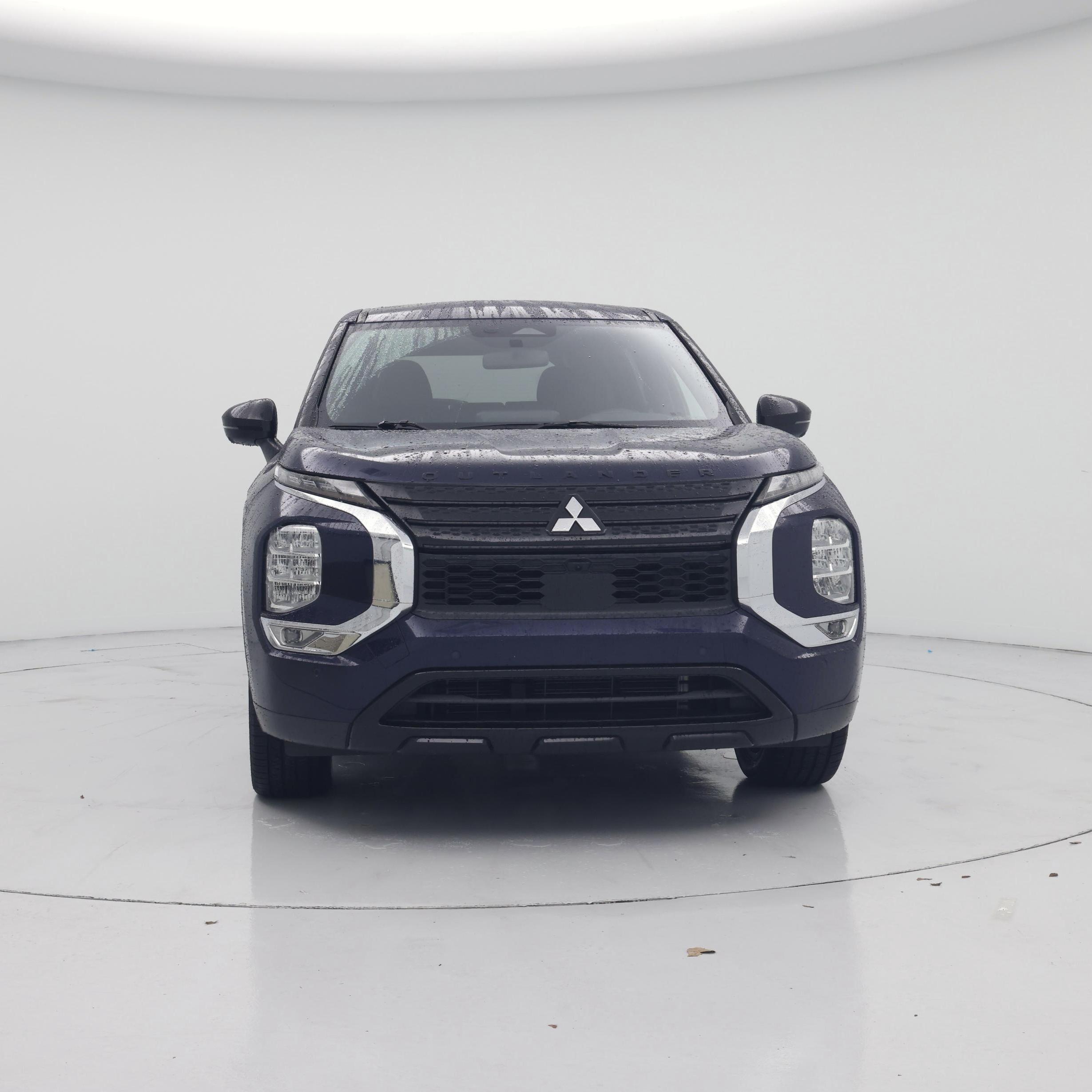 Thumbnail: 2023 Mitsubishi Outlander - 5