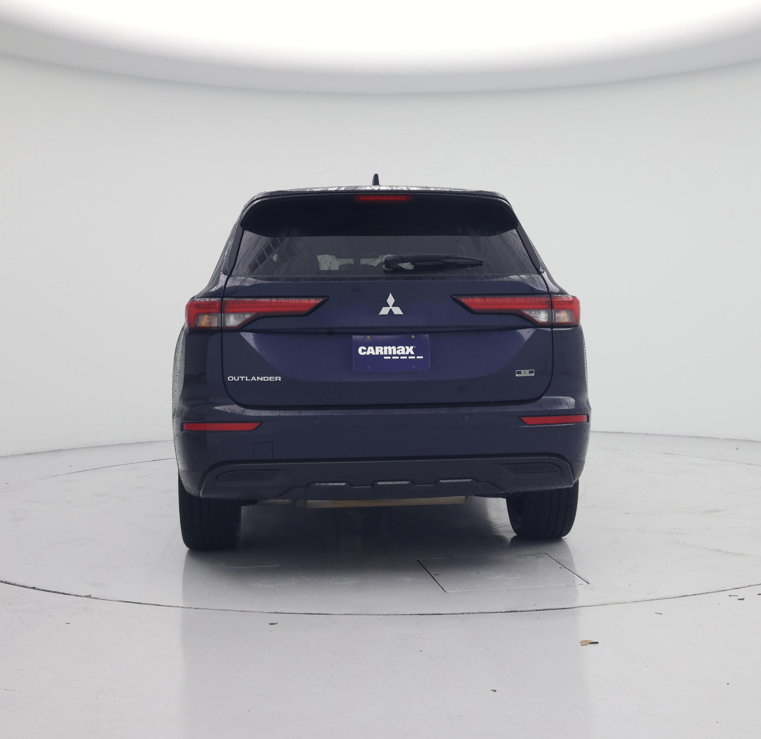 Thumbnail: 2023 Mitsubishi Outlander - 6