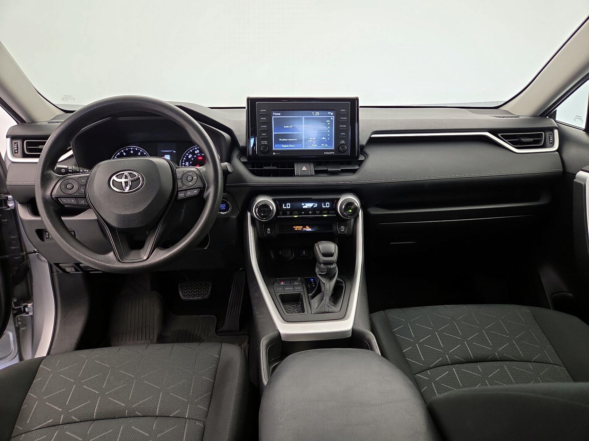 Thumbnail: 2021 Toyota RAV4 - 9