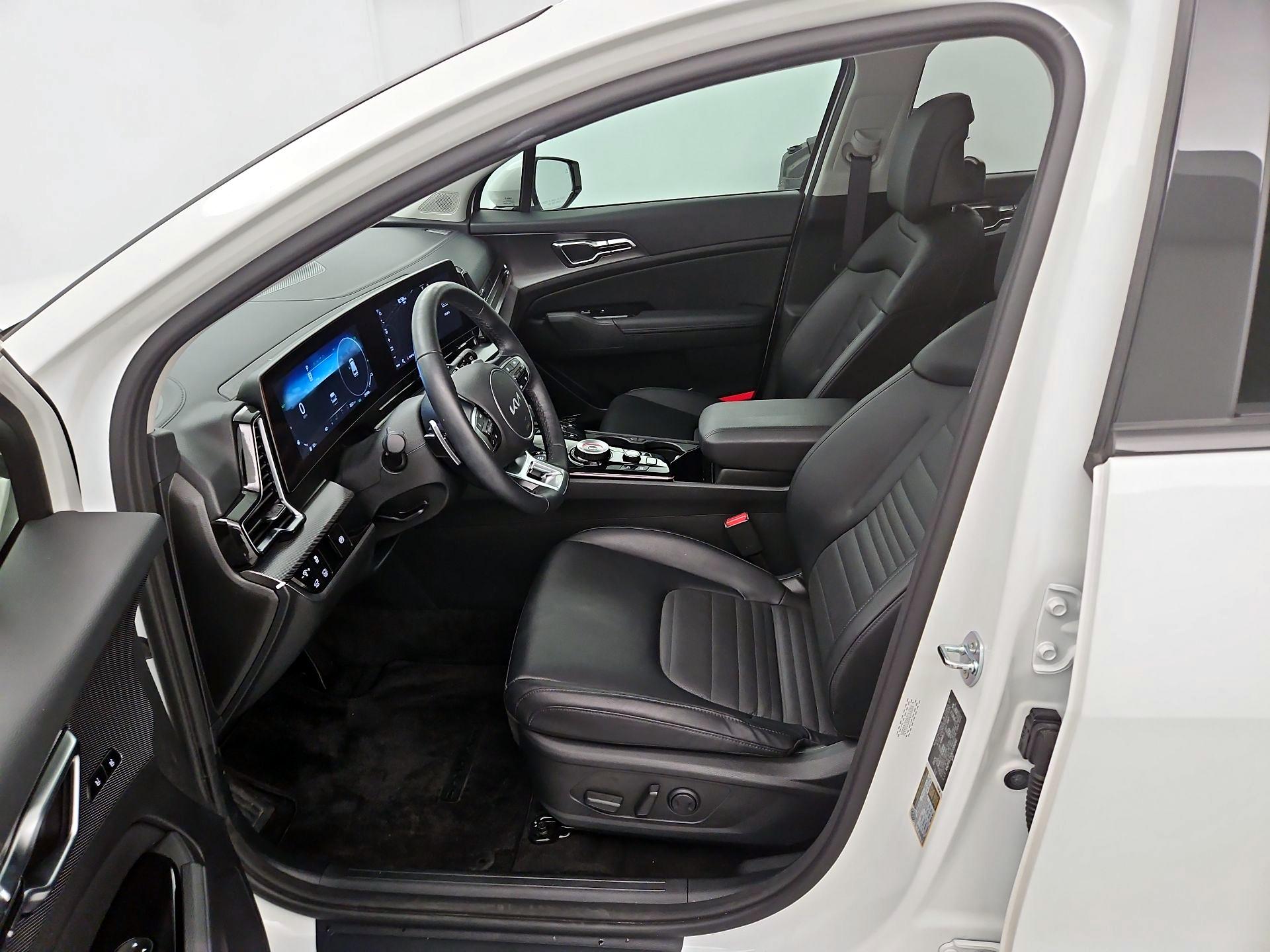 Thumbnail: 2025 Kia Sportage - 11