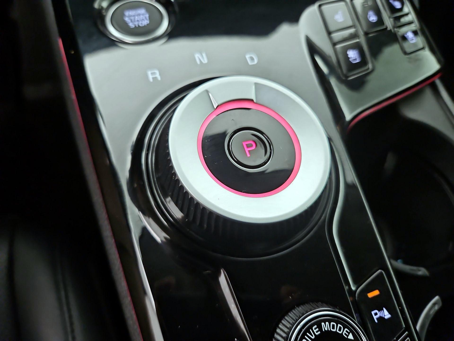 Thumbnail: 2025 Kia Sportage - 18