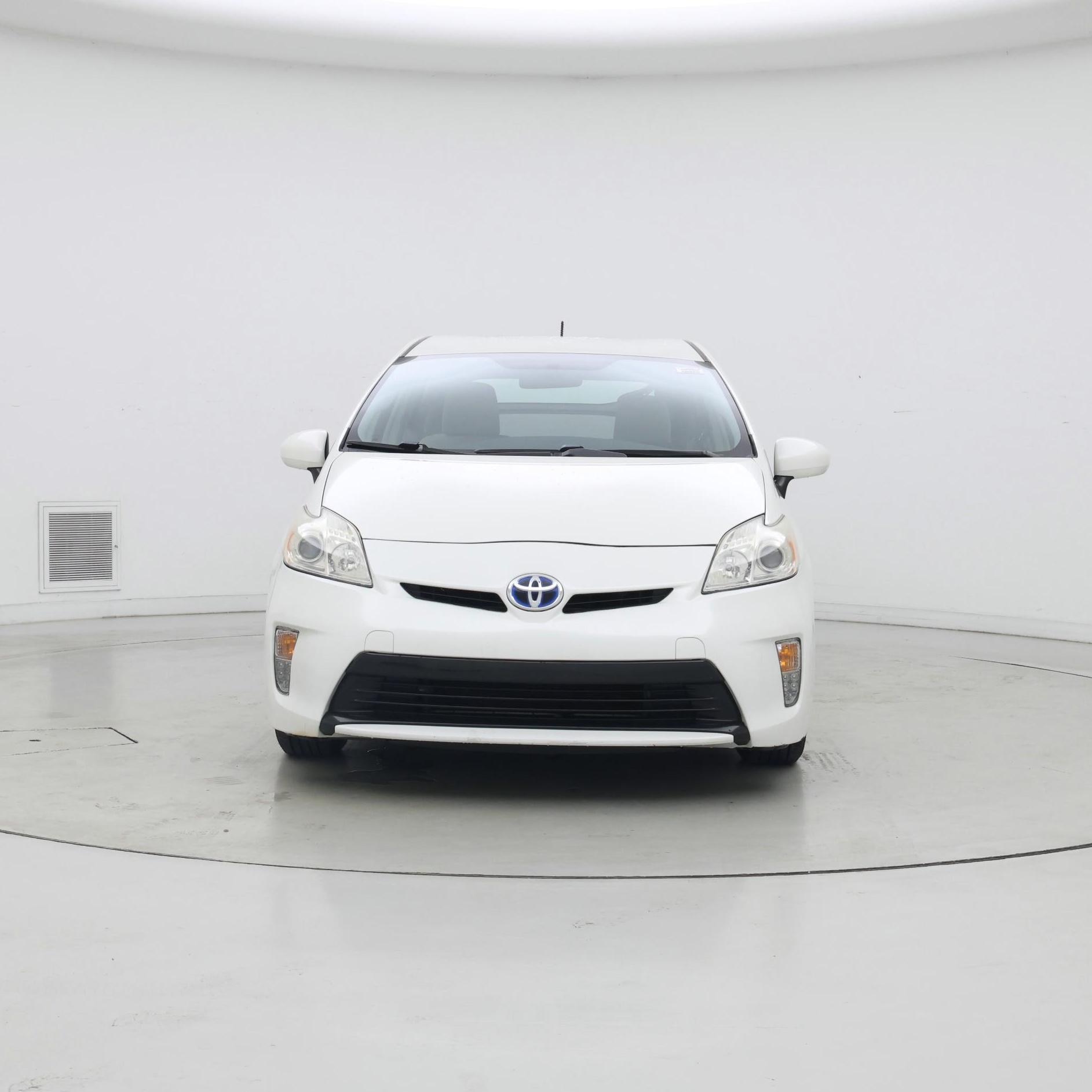 Thumbnail: 2015 Toyota Prius - 5