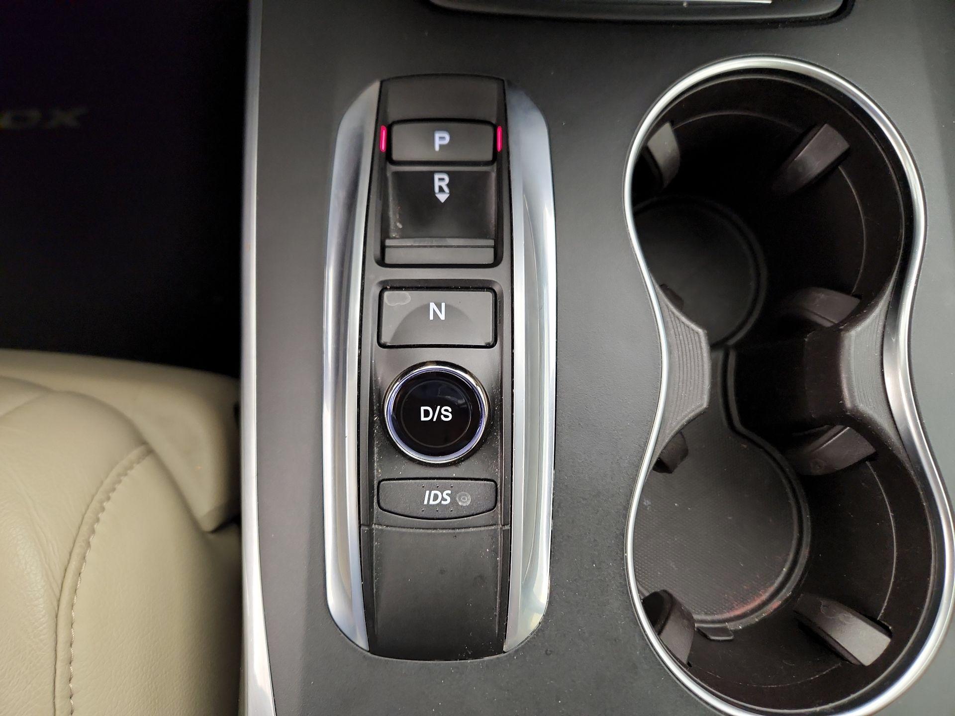 Thumbnail: 2016 Acura MDX - 18