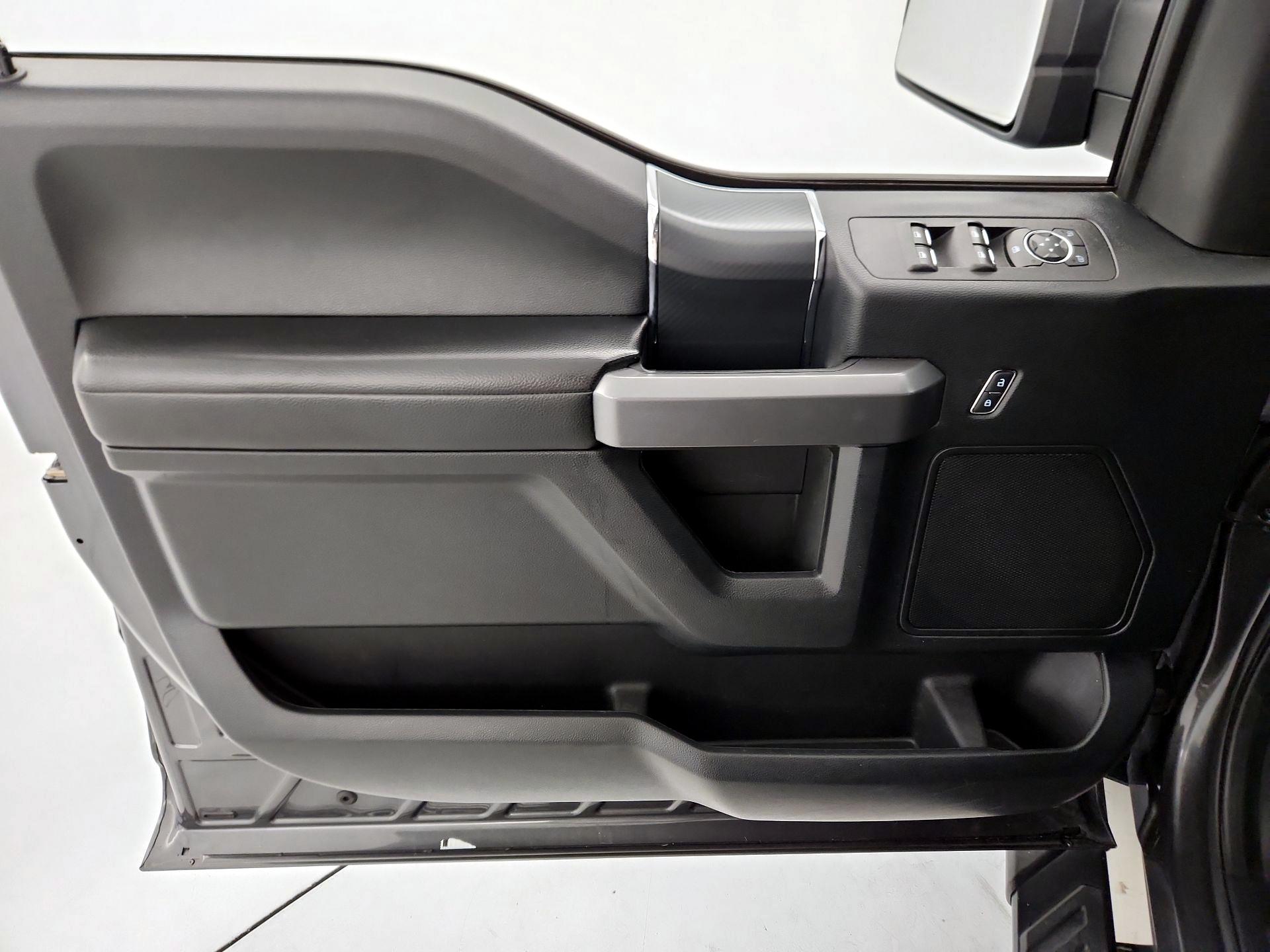 Thumbnail: 2019 Ford F-150 - 12