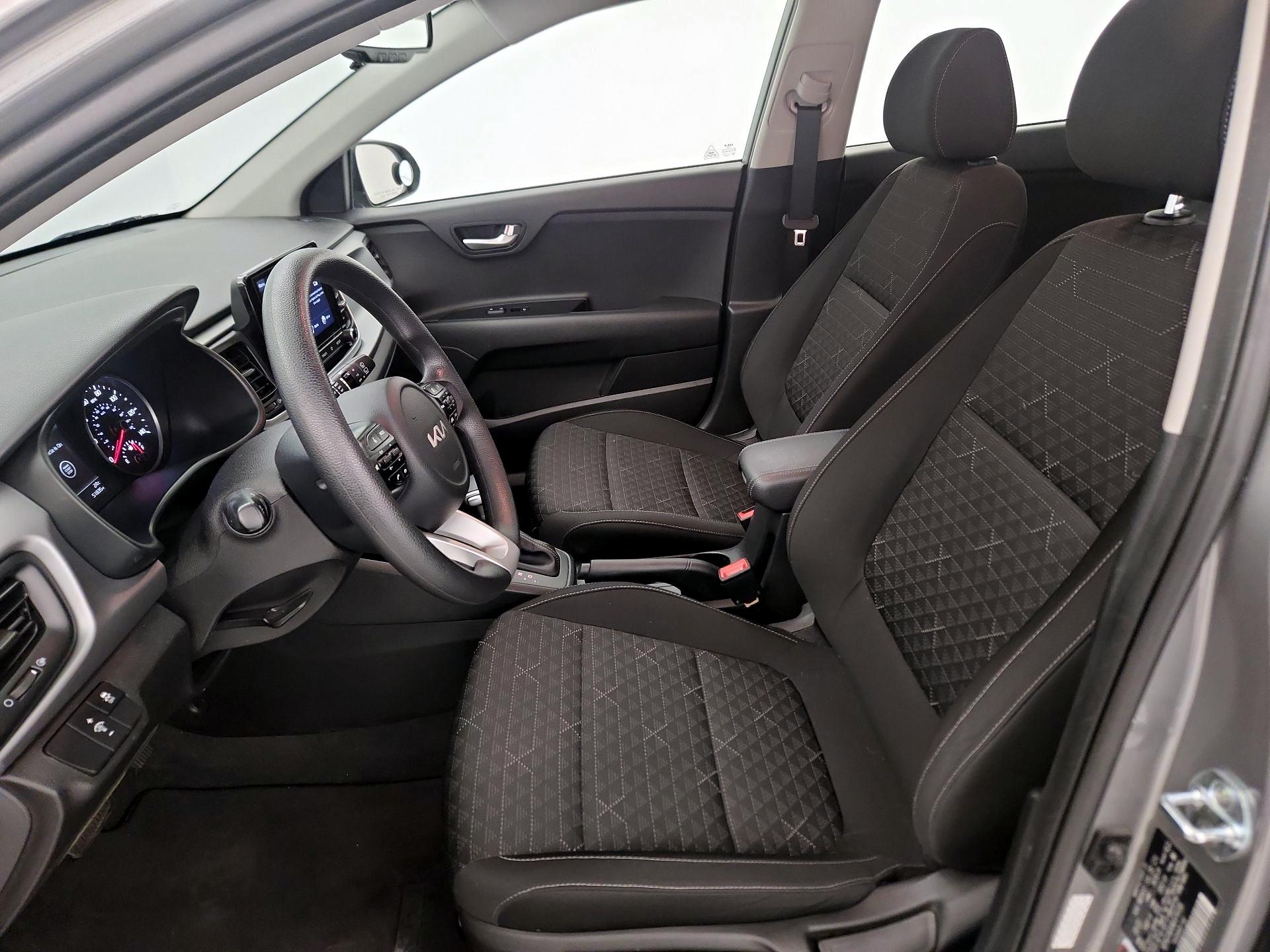 Thumbnail: 2022 Kia Rio5 - 11