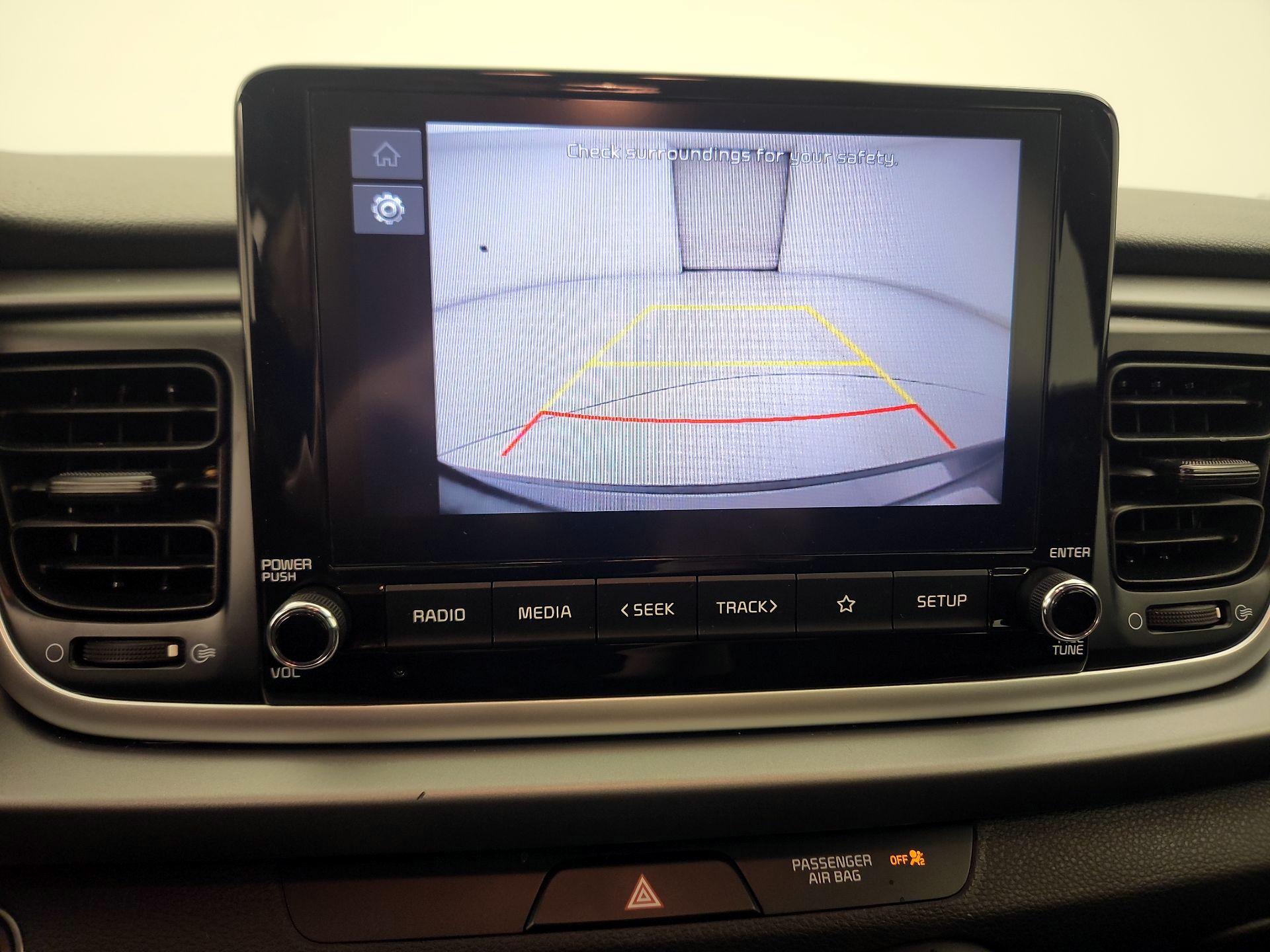 Thumbnail: 2022 Kia Rio5 - 14