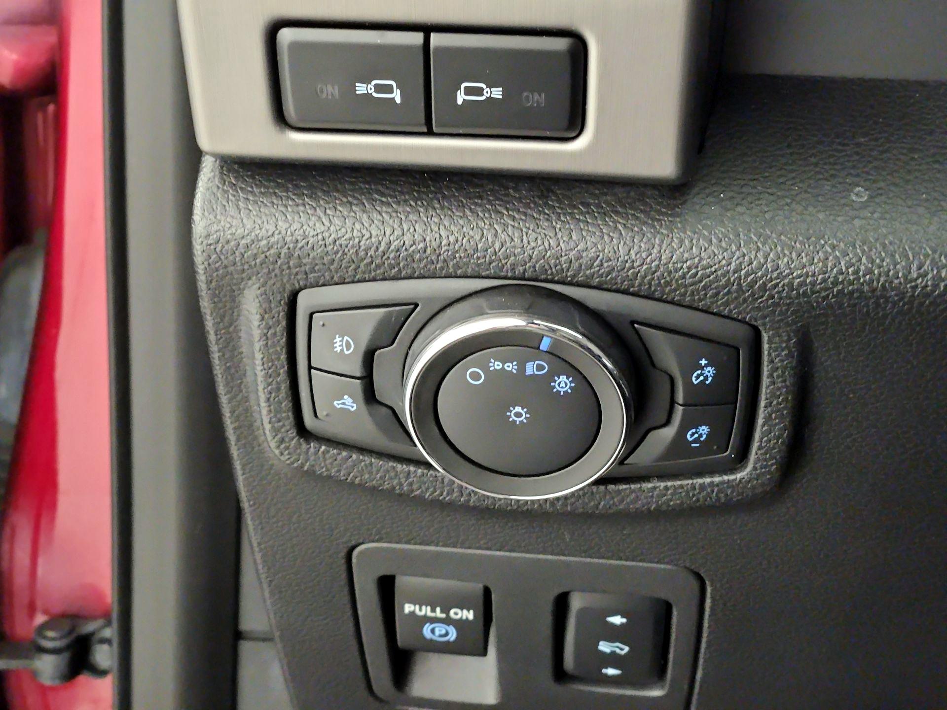 Thumbnail: 2018 Ford F-150 - 13