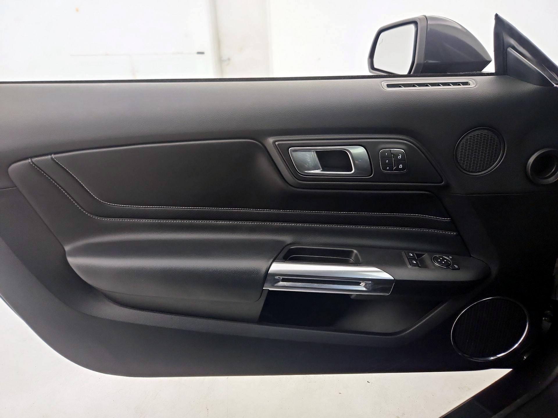 Thumbnail: 2022 Ford Mustang - 12