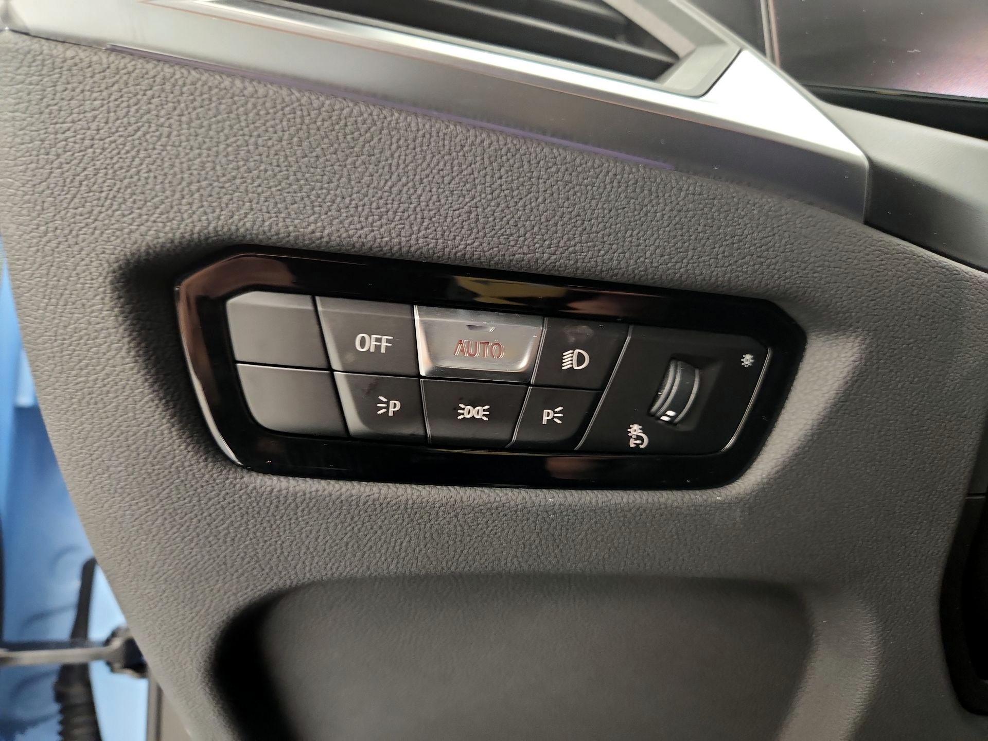 Thumbnail: 2024 BMW M2 - 13