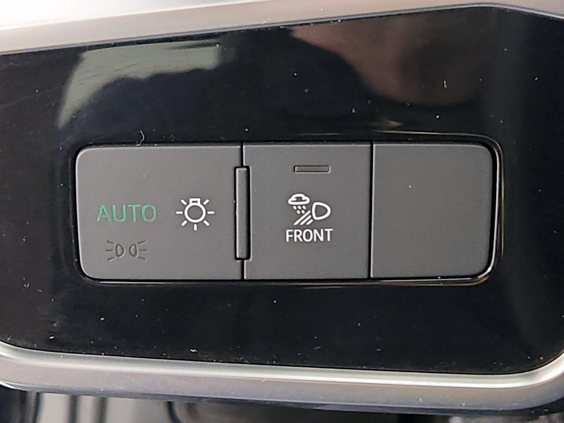 Thumbnail: 2021 Audi A6 - 13