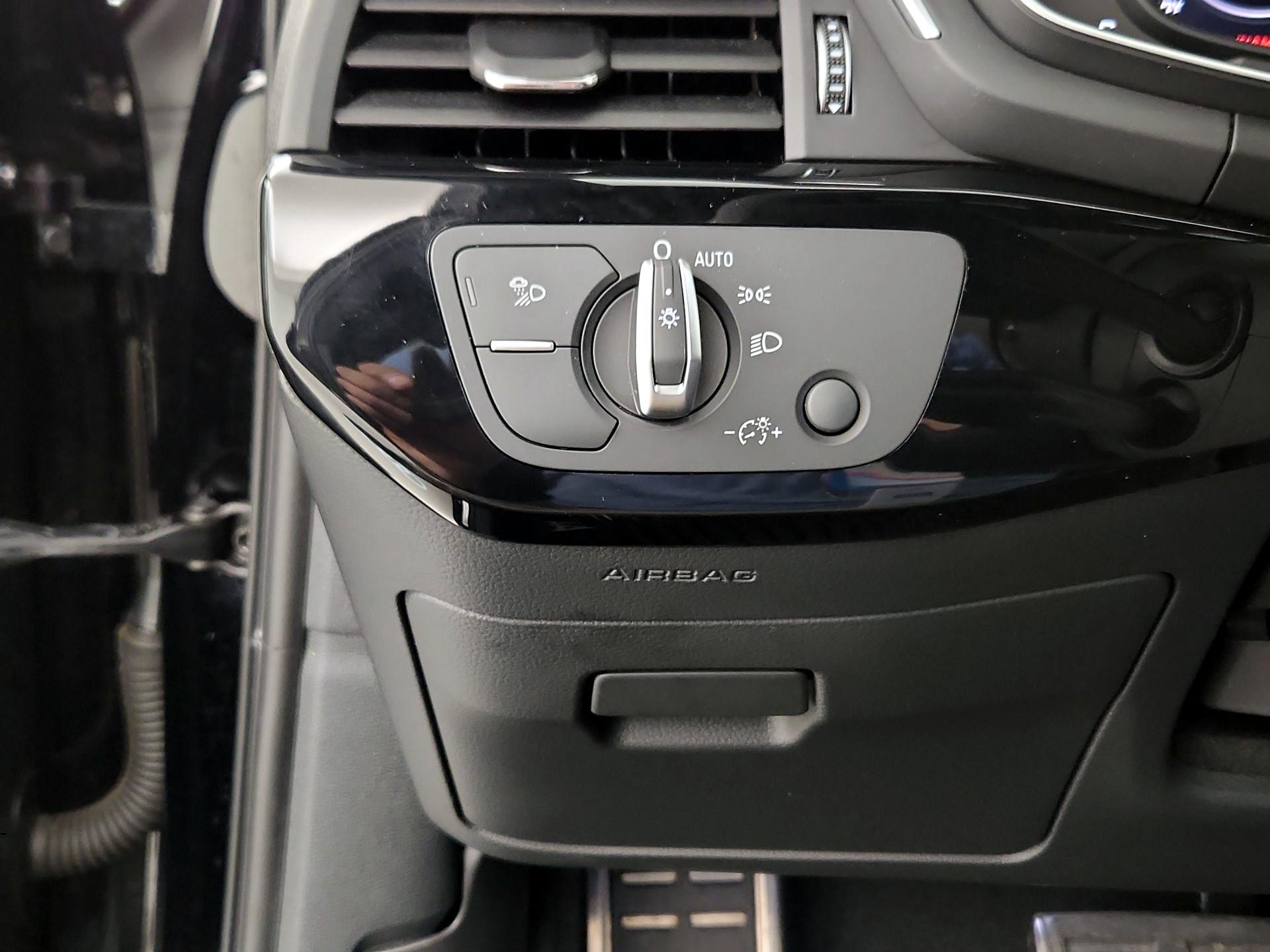 Thumbnail: 2019 Audi A4 - 13