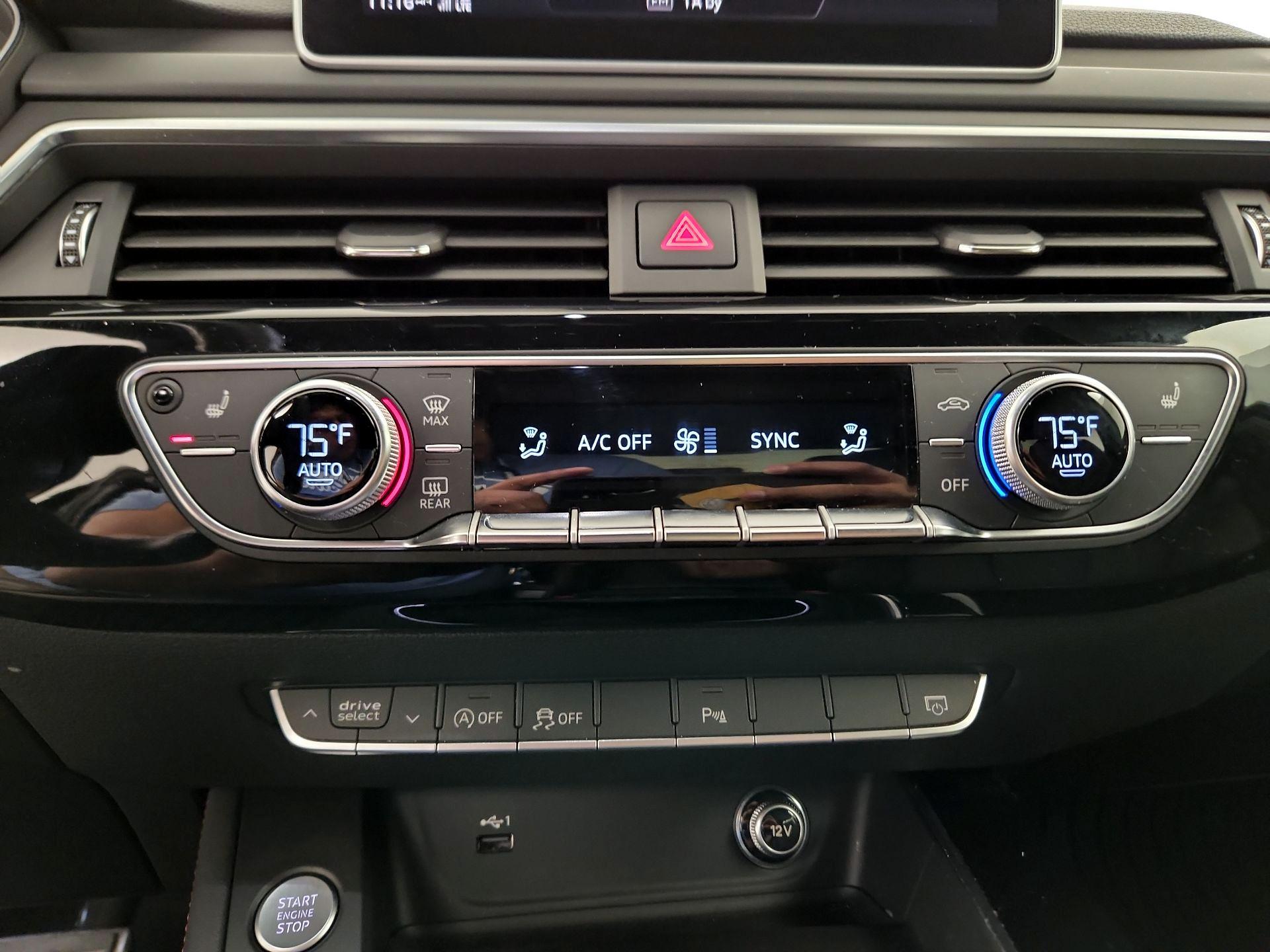 Thumbnail: 2019 Audi A4 - 17