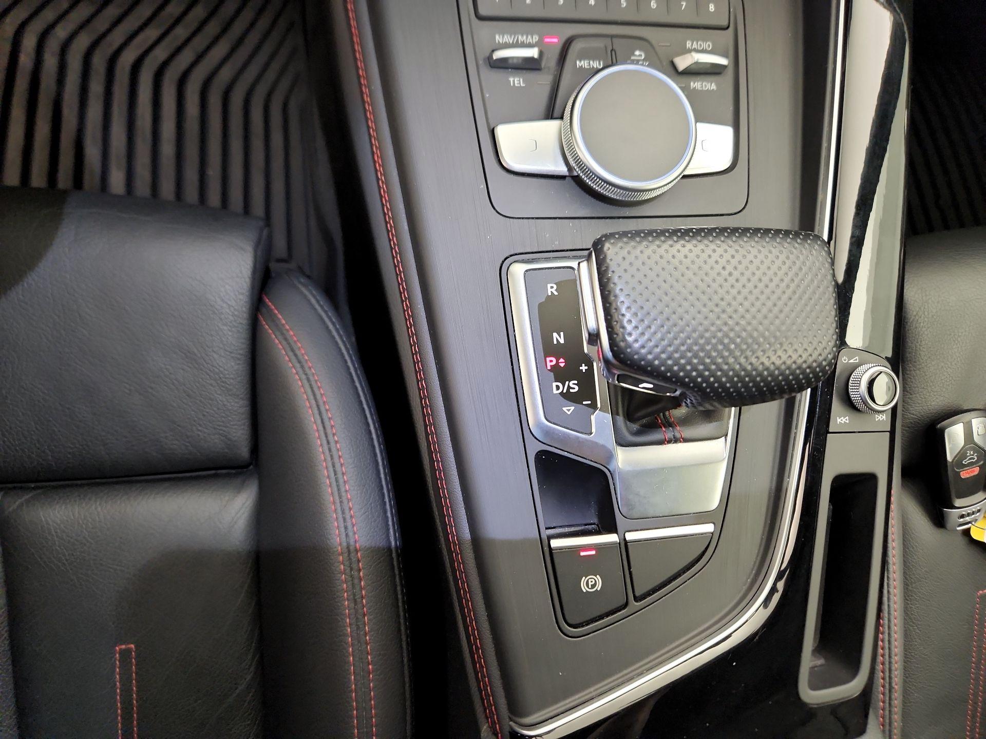 Thumbnail: 2019 Audi A4 - 18