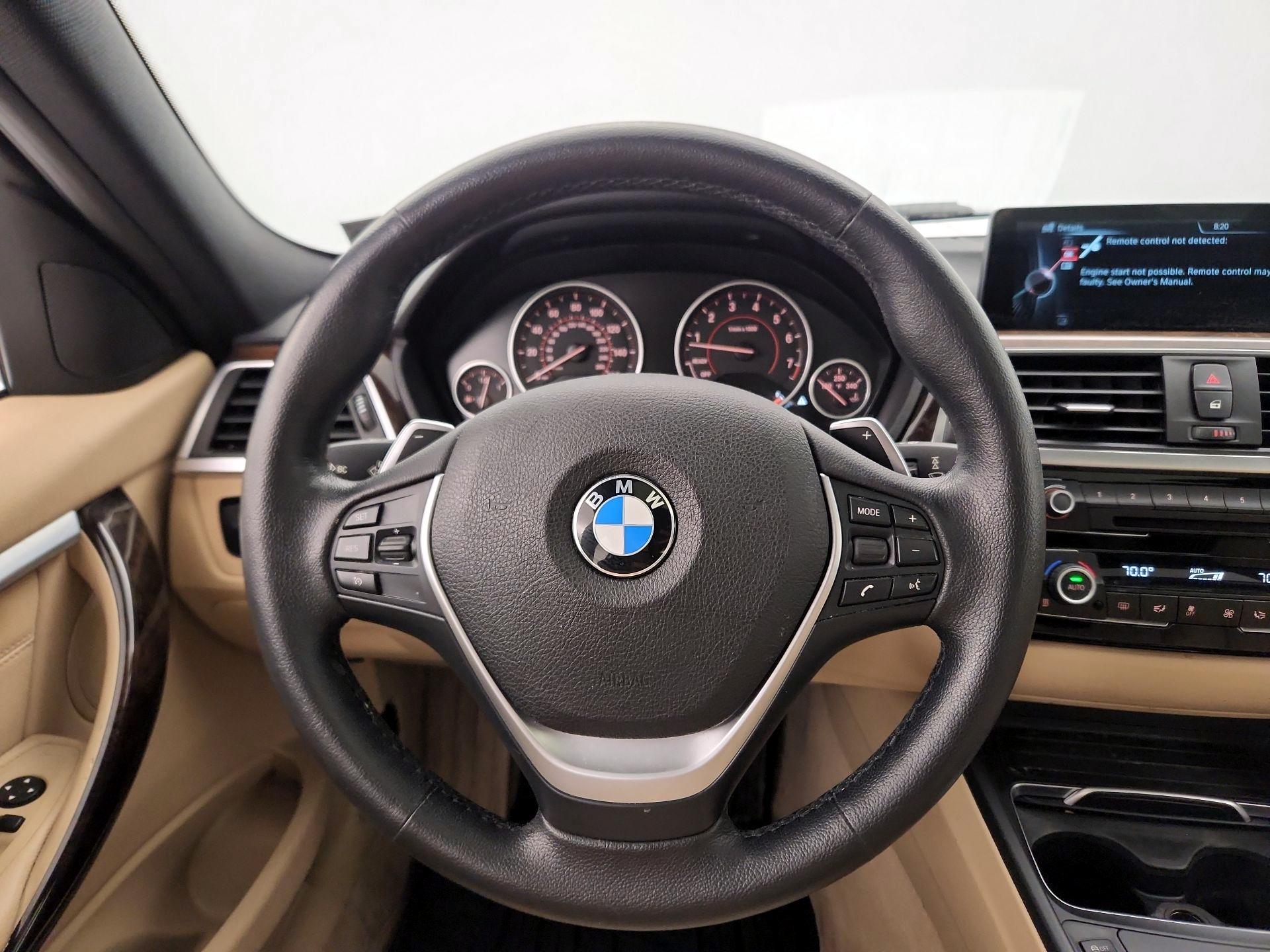 Thumbnail: 2016 BMW 3 Series - 10