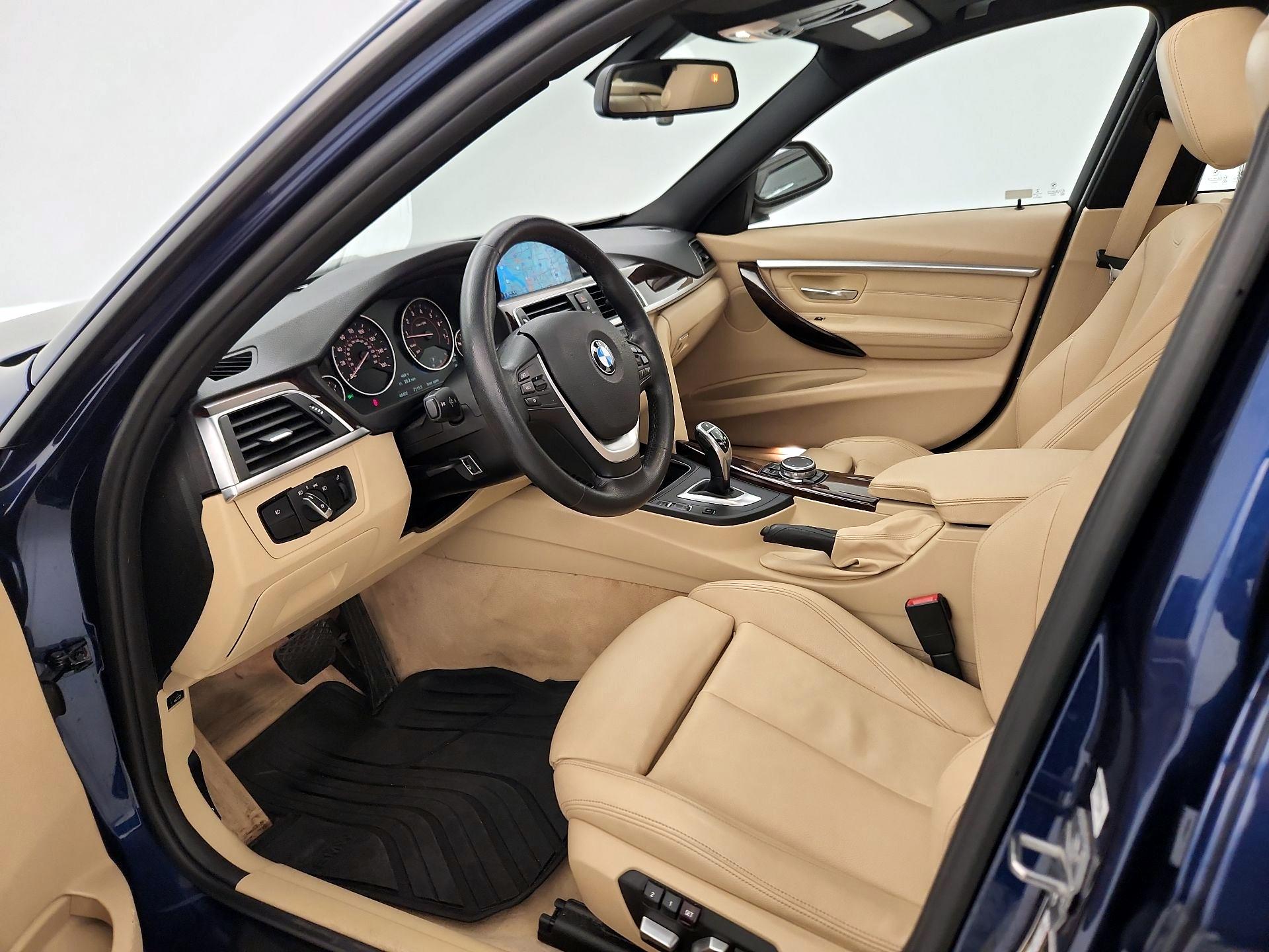Thumbnail: 2016 BMW 3 Series - 11