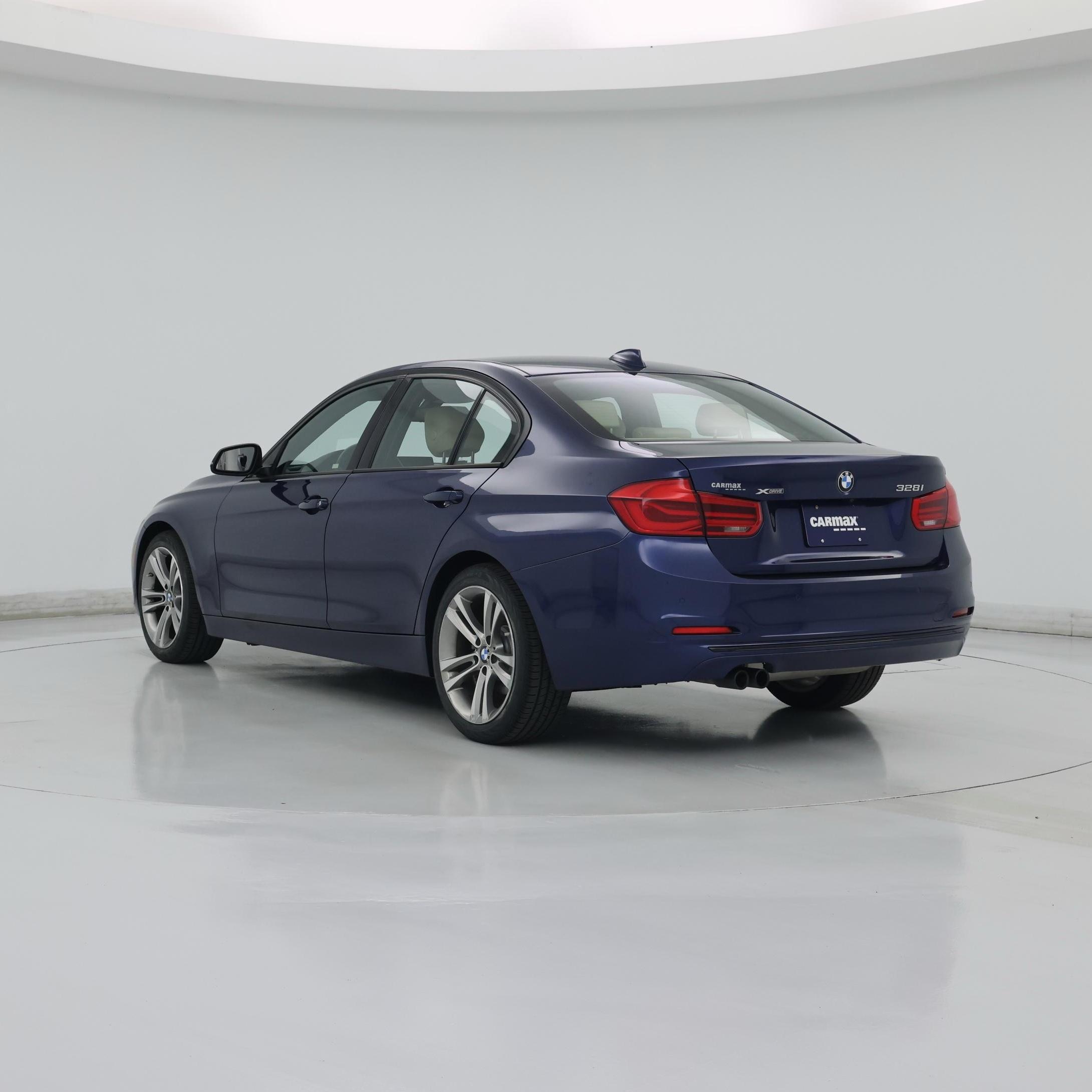 Thumbnail: 2016 BMW 3 Series - 2