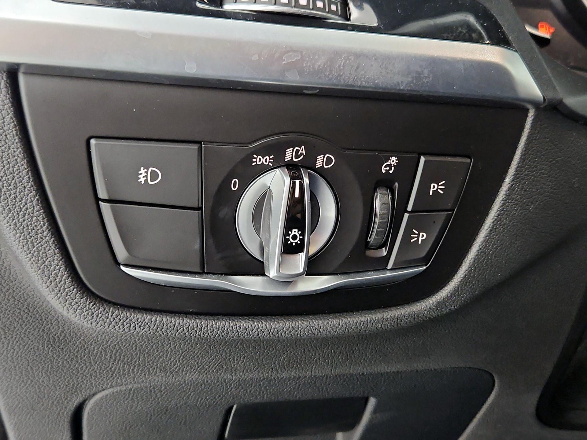 Thumbnail: 2020 BMW X3 - 13