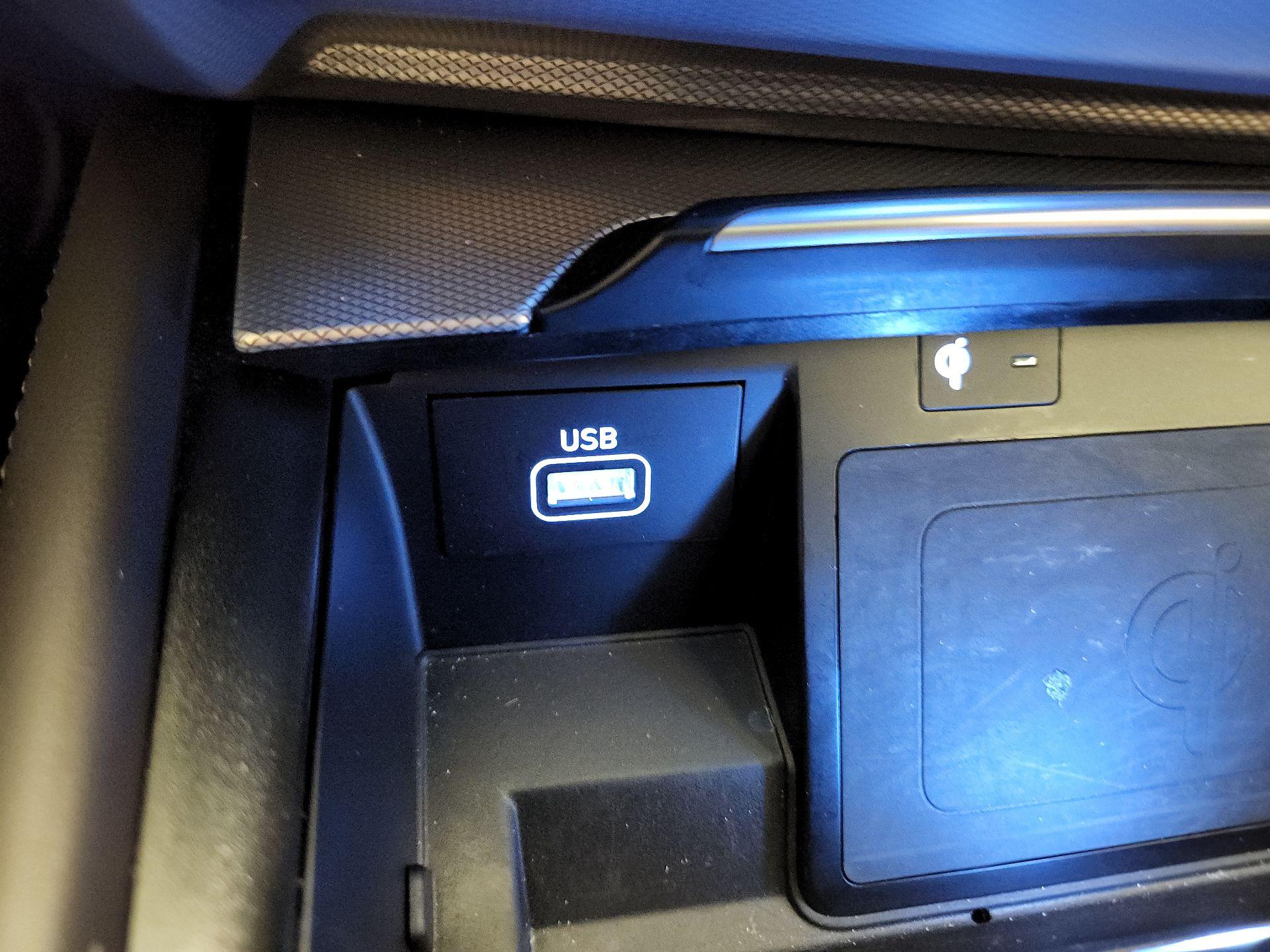 Thumbnail: 2020 Genesis G80 - 19